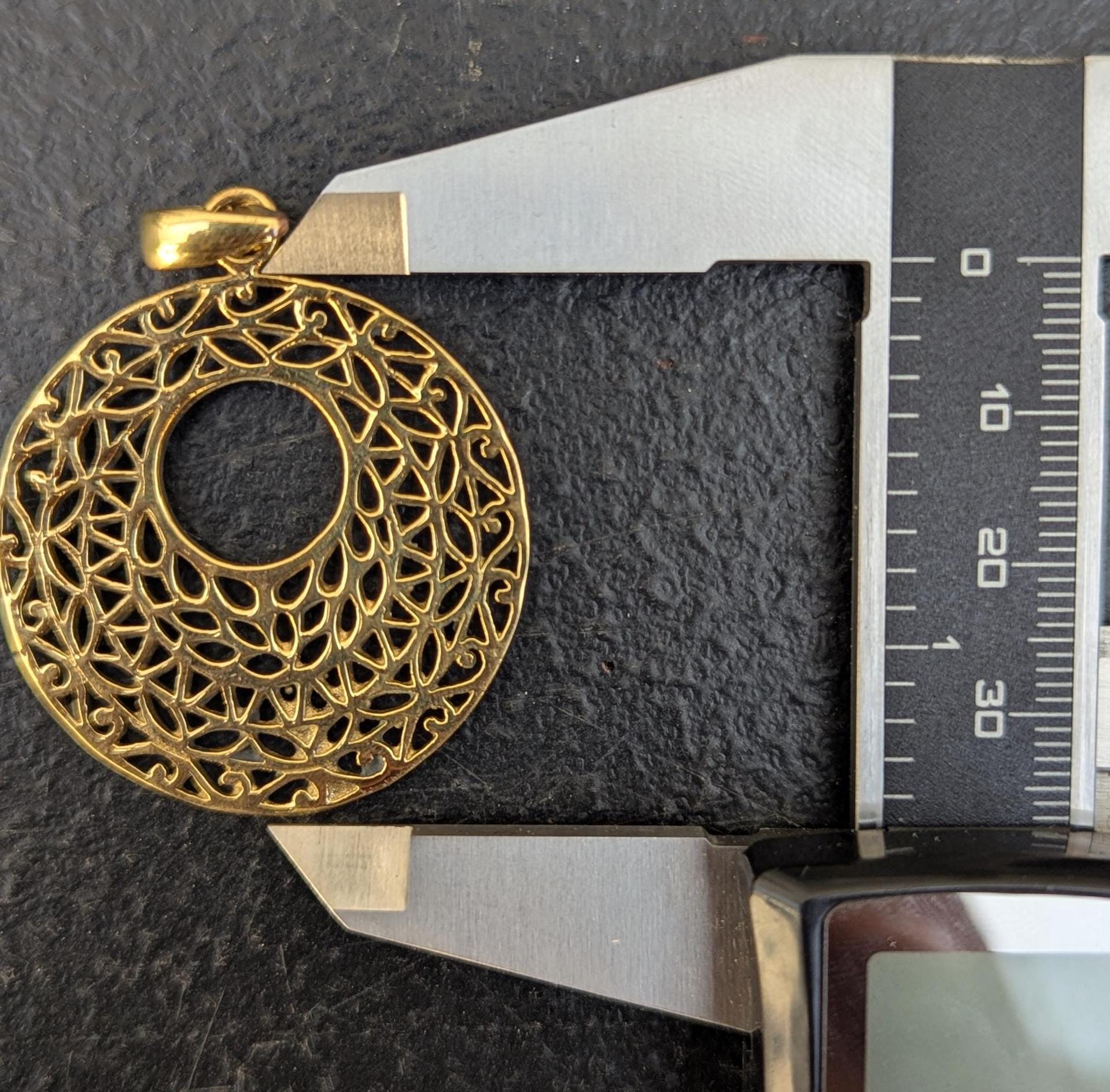 Handmade Brass Sacred Geometry Pendant 4 cm. pd 122