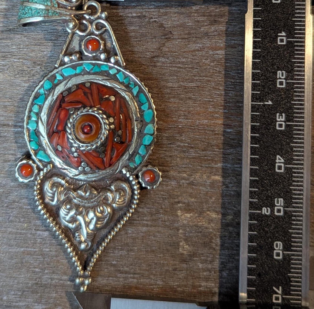 Tibetan ethnic pendant with Turquoise and red coral inlay (p6-007)