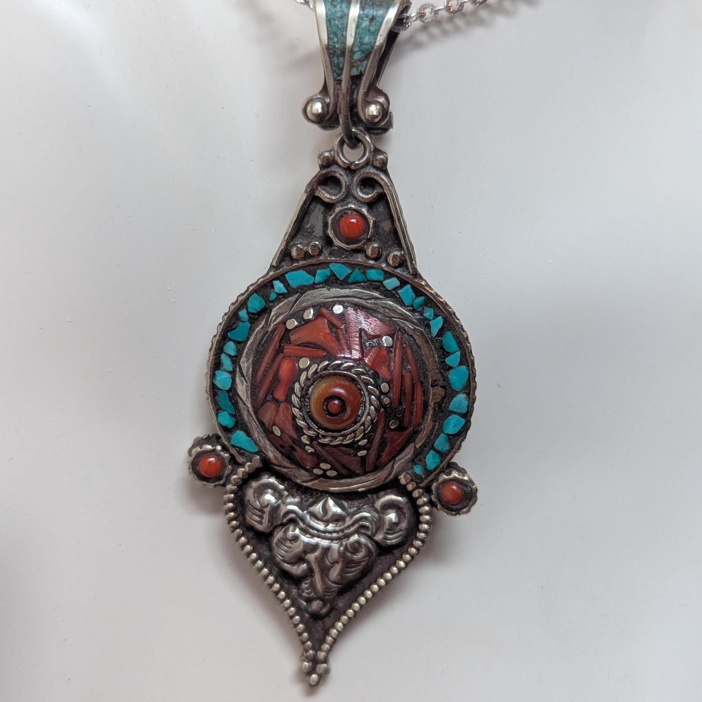 Tibetan ethnic pendant with Turquoise and red coral inlay (p6-007)