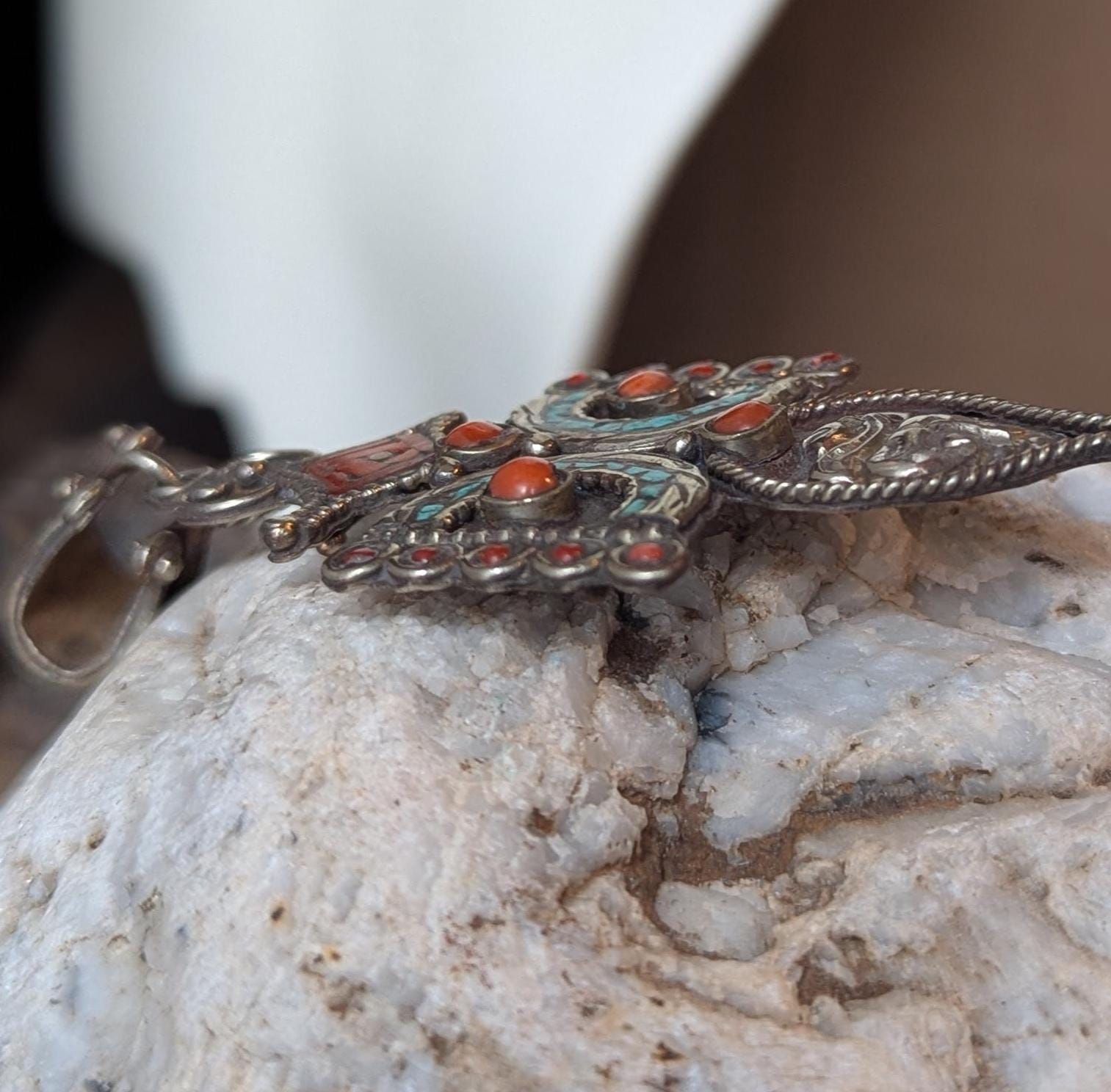 Traditional Tibetan Vintage White Brass Pendant with Turquoise, Coral and Amber (p6-001)