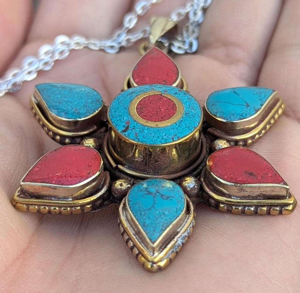 Tibetan Turquoise and Red coral Inlaid Ethnic pendant (p6-024)