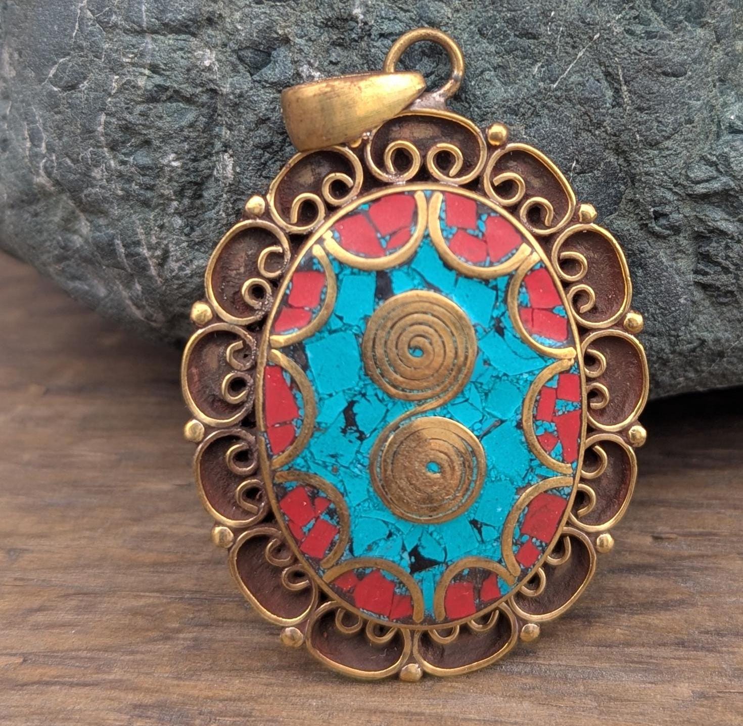 Handmade Vintage Turquoise and Red coral Inlaid Ethnic pendant (p6-025)
