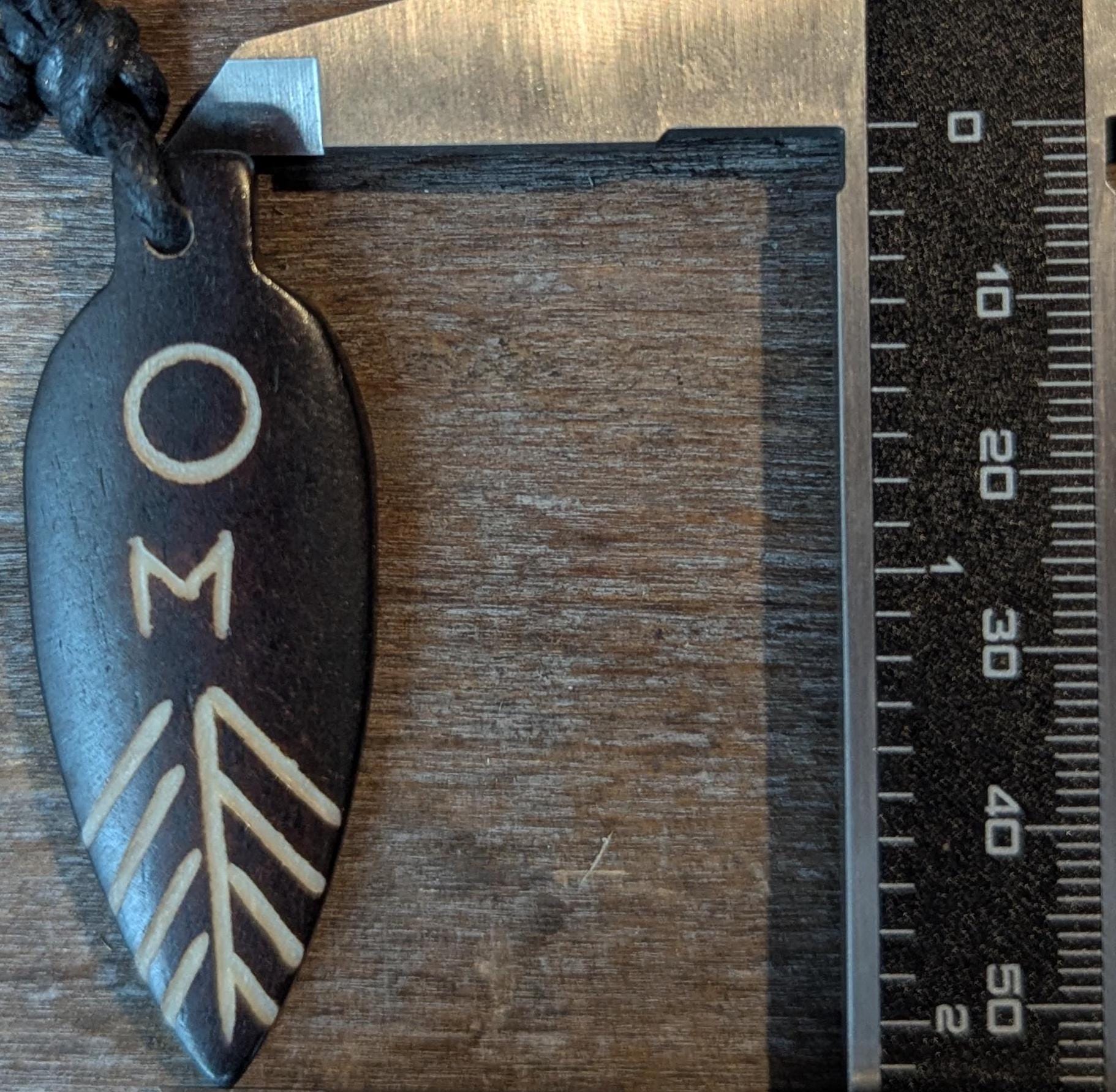Vintage Yak bone hand-carved Leaf pendant collection (p6-049)