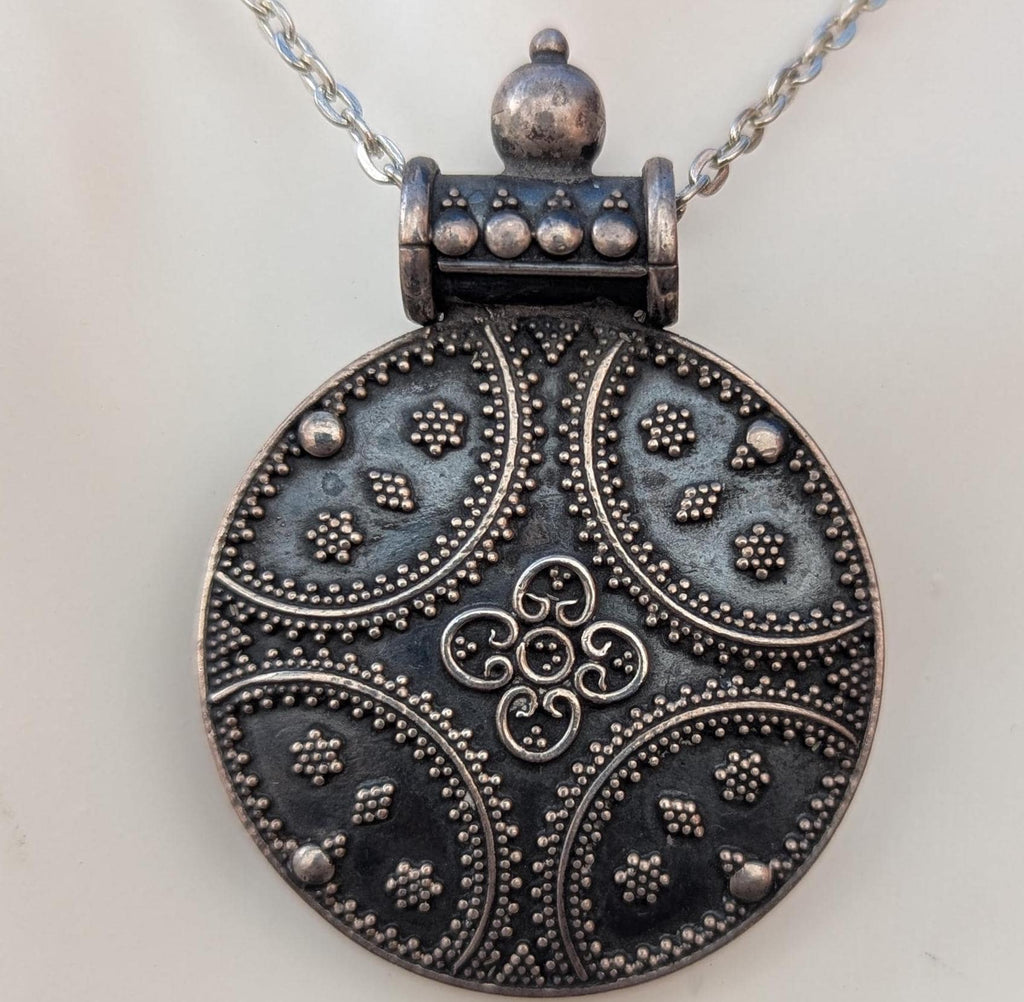 Handmade turquoise and coral silver ethnic Dorjee medallion pendant collection (p7-005)