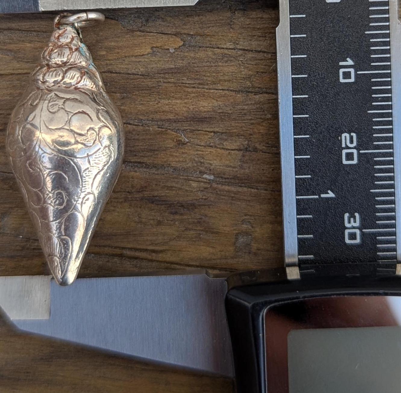 Handmade White Brass Tibetan Conch Shell pendants collection (p7-011)