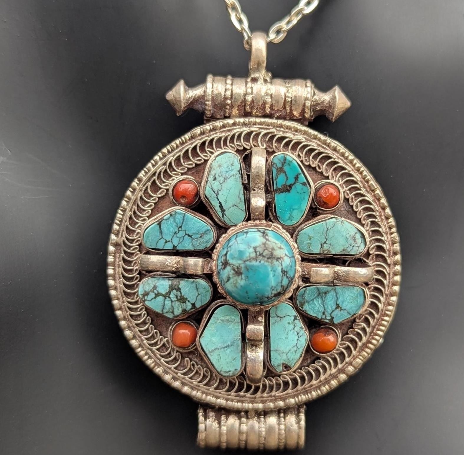 Vintage sterling silver Tibetan medallion pendant collection with Turquoise and Red coral gemstone (p7-013)