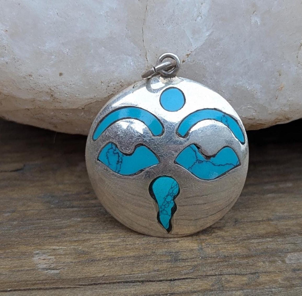Vintage sterling silver wih turquoise inlaid Buddha Wisdom eyes medallion pendant (p7-035)