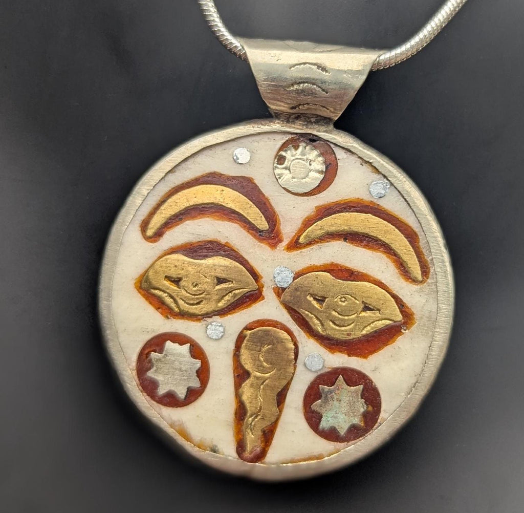 Handmade Tibetan Buddhist Pendant – Conch Shell, Wisdom Eyes Motif