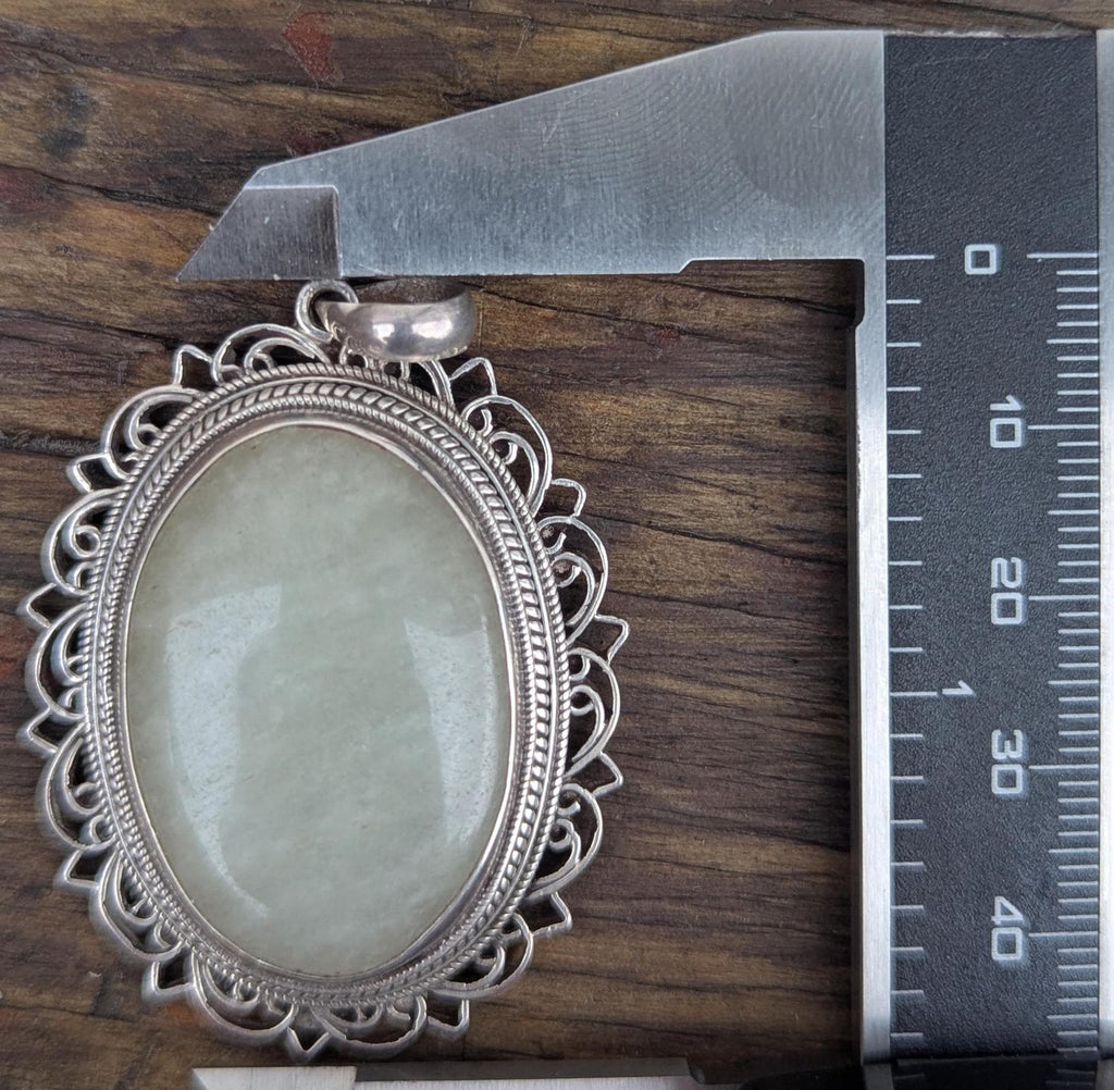 Vintage white brass with jade gemstone pendants (p7-049)