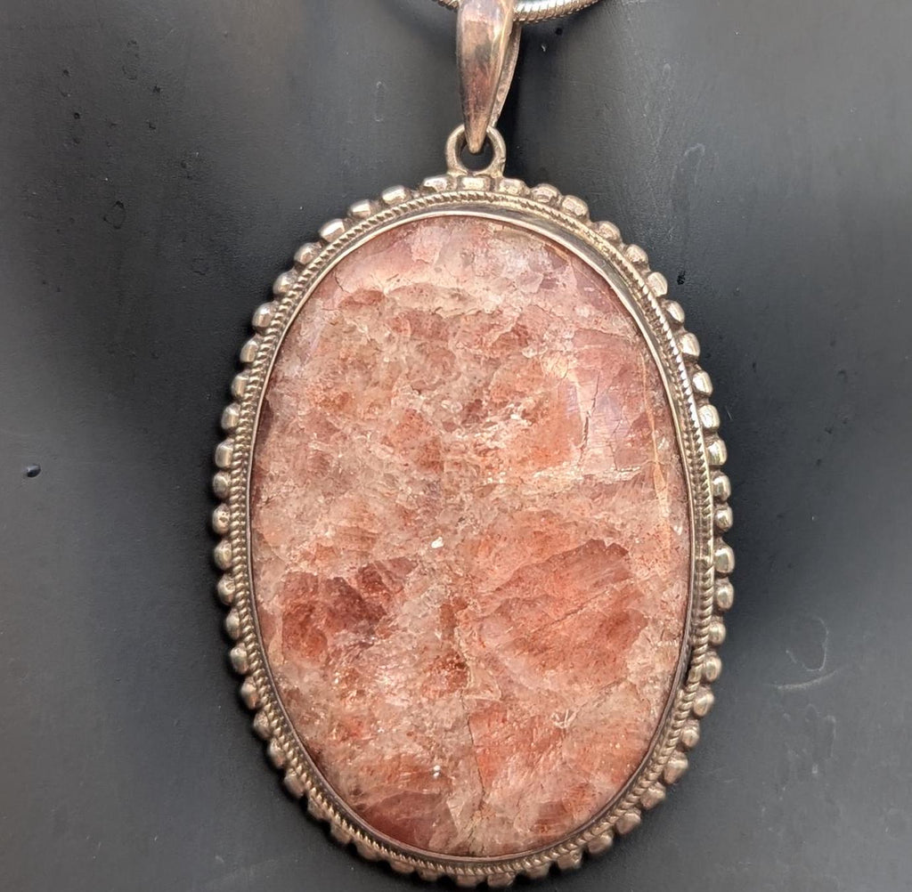Sterling Silver Sunstone Pendant: Oval & Kite Gemstone Jewelry