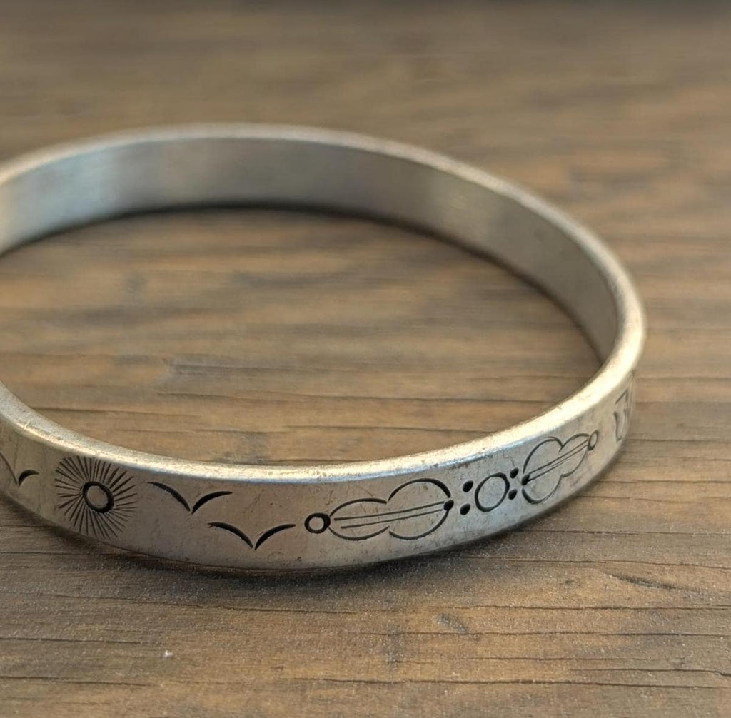 VINTAGE Tibetan Buddhist Mantra Cuff BRACELET: Om Mani Padme Hum Cuff CB-111