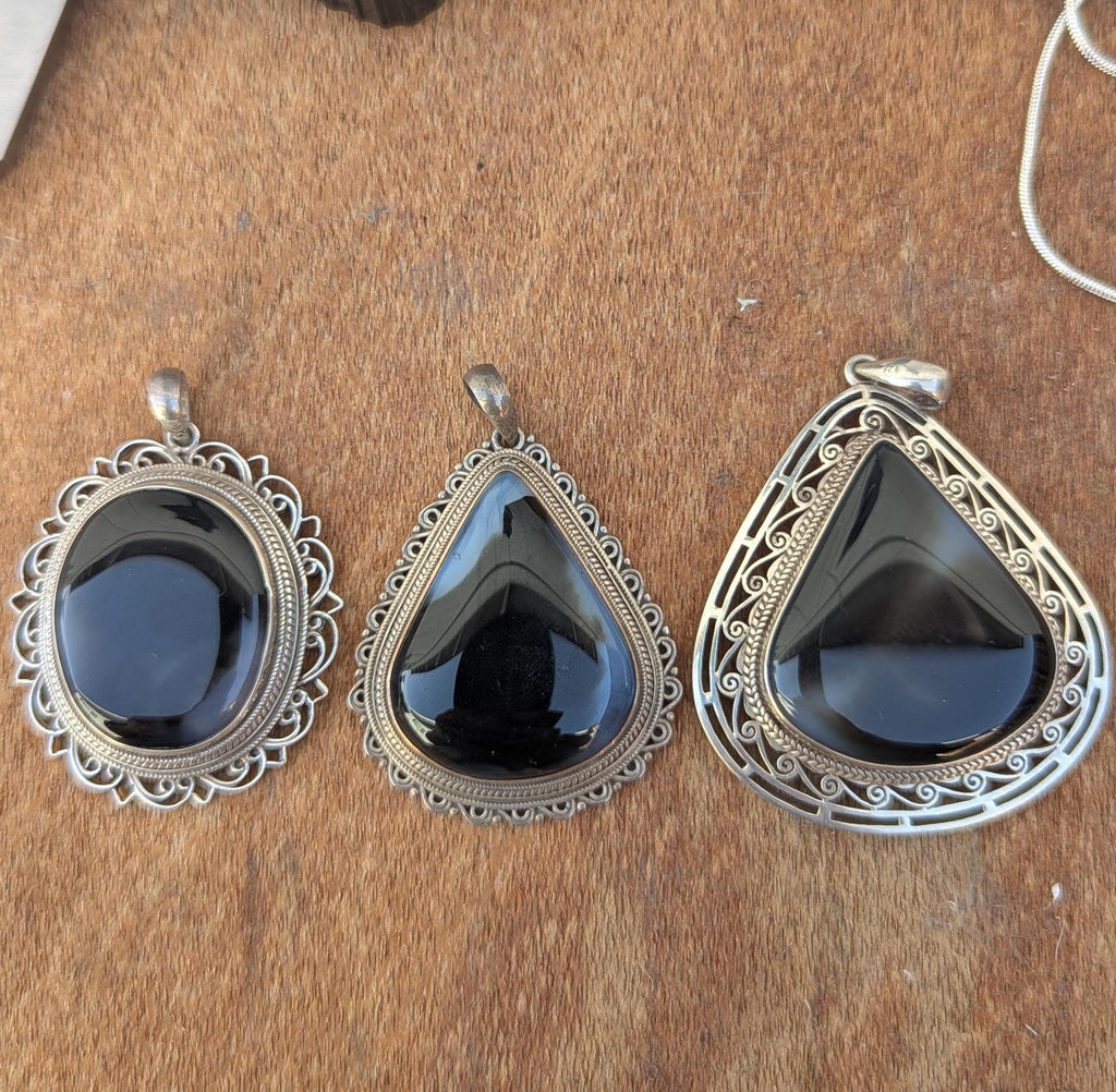 Sterling Silver Black Agate Pendant: Teardrop & Oval Gemstone Collection