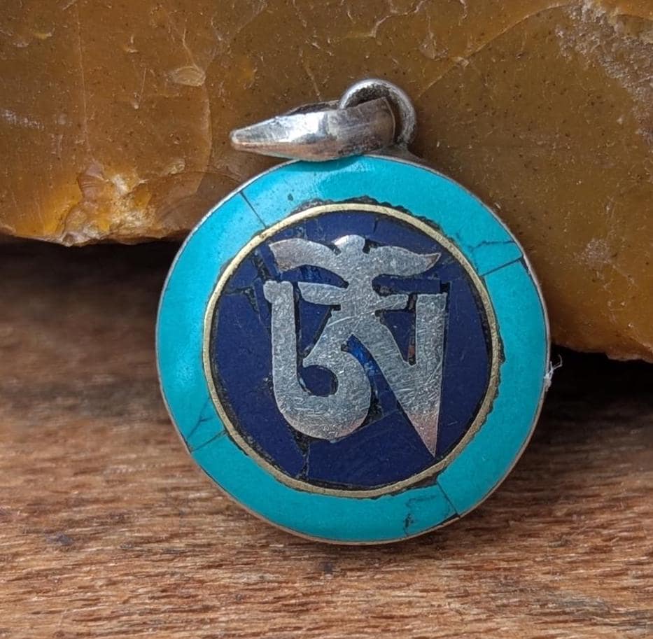 Vintage Tibetan Buddhist sterling silver Om pendant with Turquoise and Lapis Lazuli collection (p7-071)