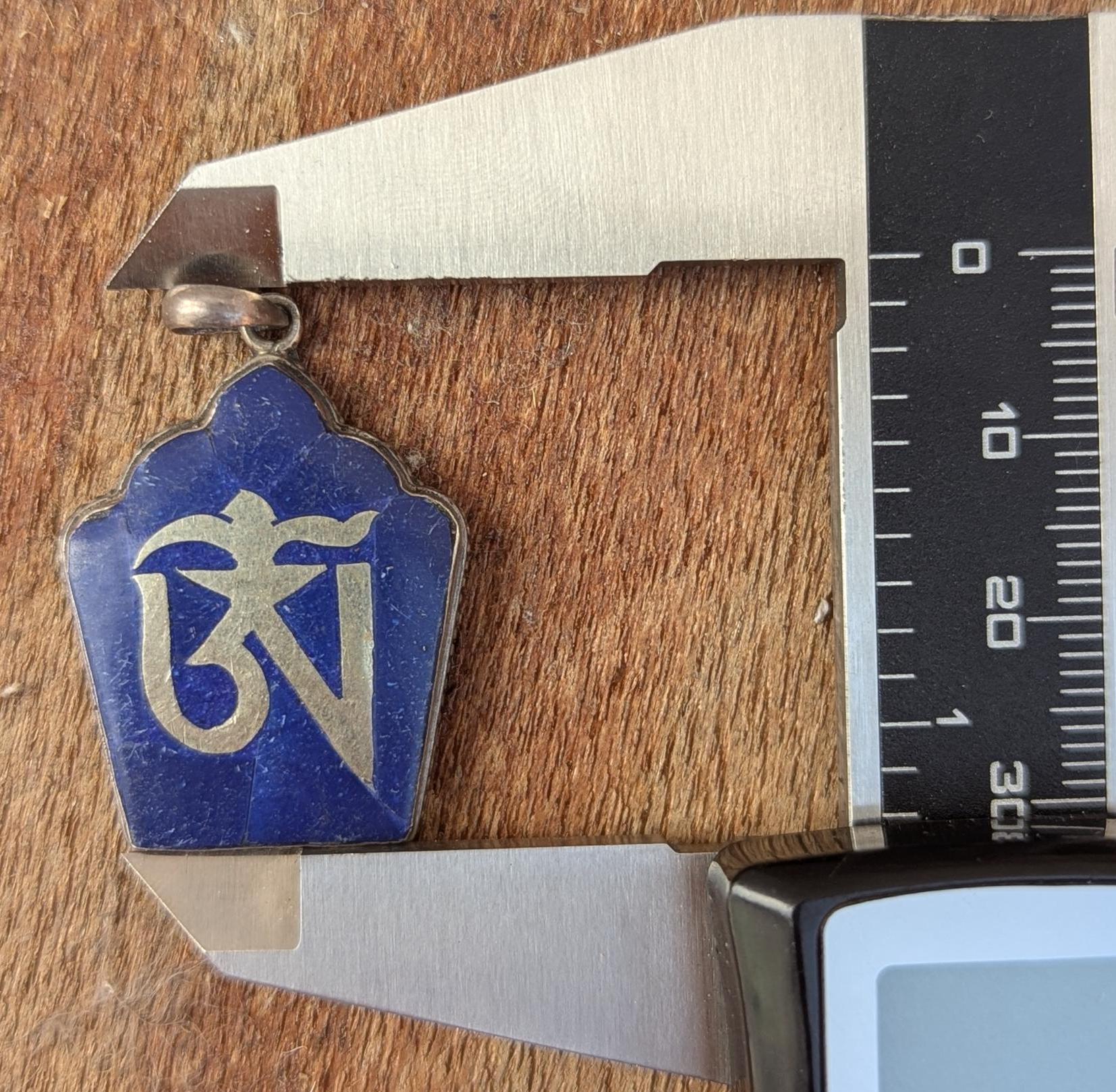 Vintage Tibetan Sterling Silver Om Kalachakra Pendant: Coral & Lapis Lazuli
