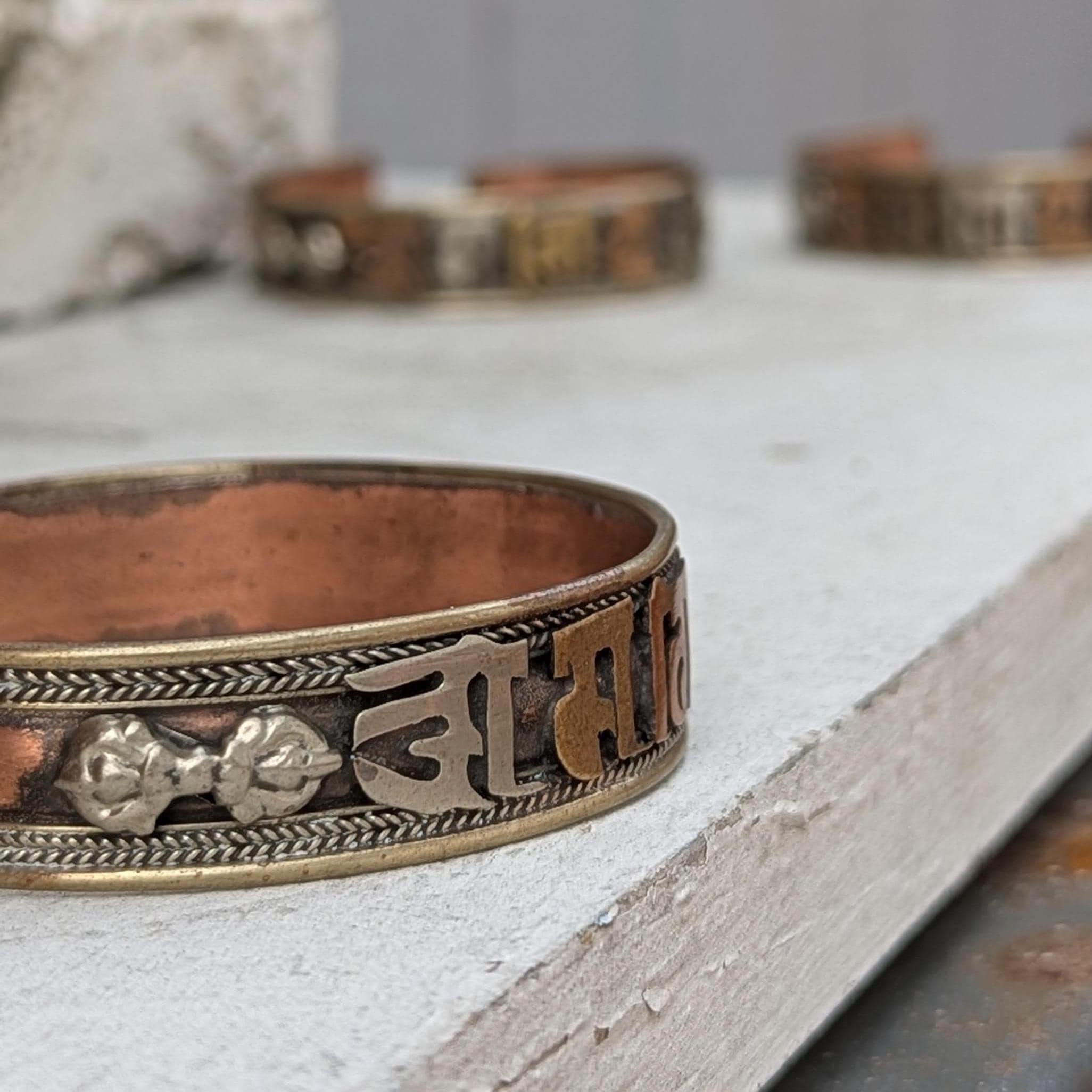 Vintage Silver Tibetan Buddhist Mantra Cuff Bracelet (cb-113)