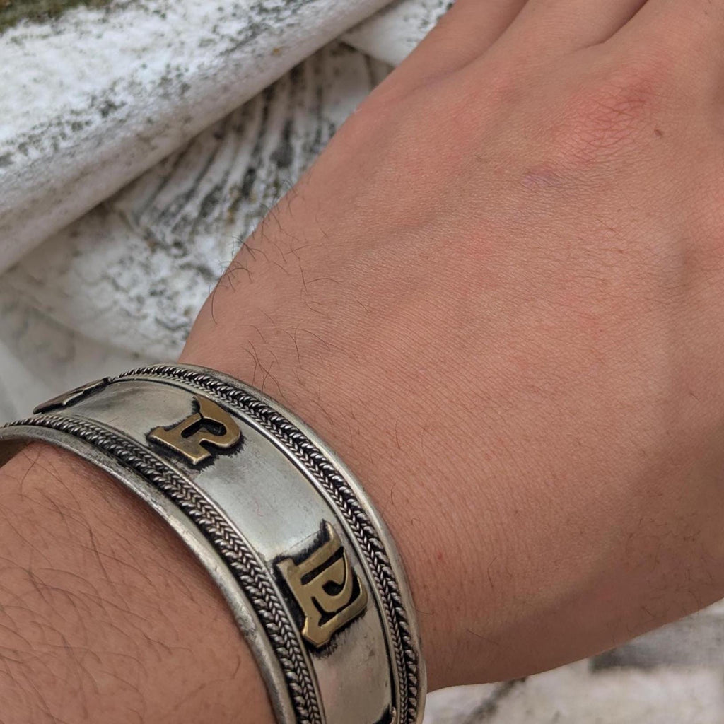 Vintage Silver Tibetan Buddhist Mantra Large Cuff Bracelet (cb-114)