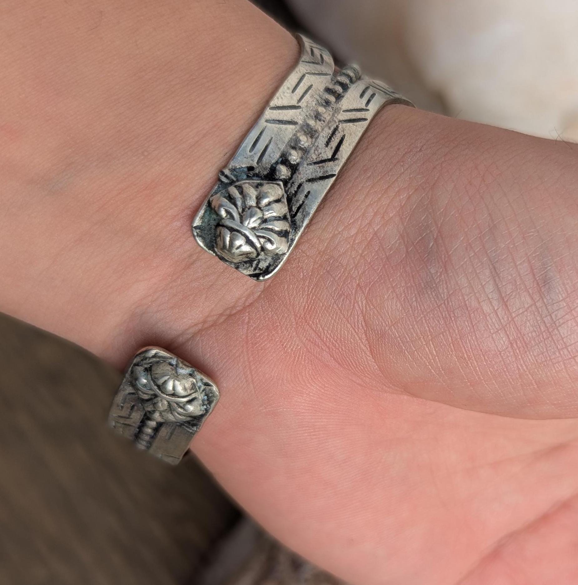 Vintage Tibetan Silver Cuff Bracelet with Dragon Motif—Two Variants: Malachite & Lapis Lazuli (cb-134)