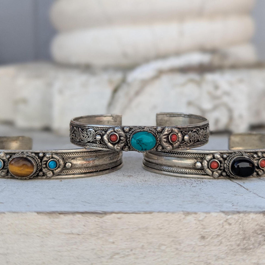 Vintage Silver Gemstone Cuff Bracelet – Turquoise, Onyx & Tiger Eye