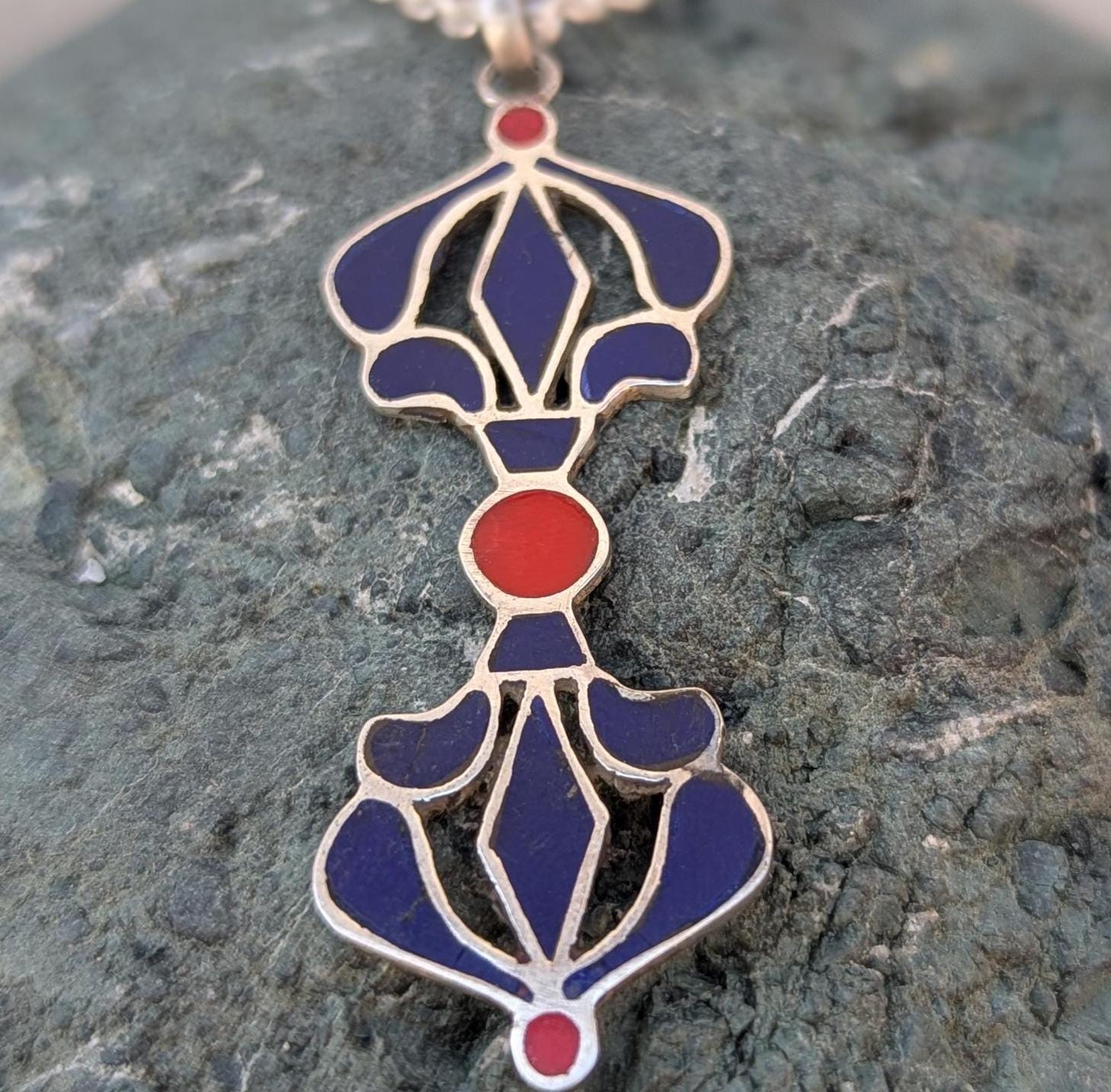 P3/70-Central Om inlay Silver Pendant of  star shape (T12-070)