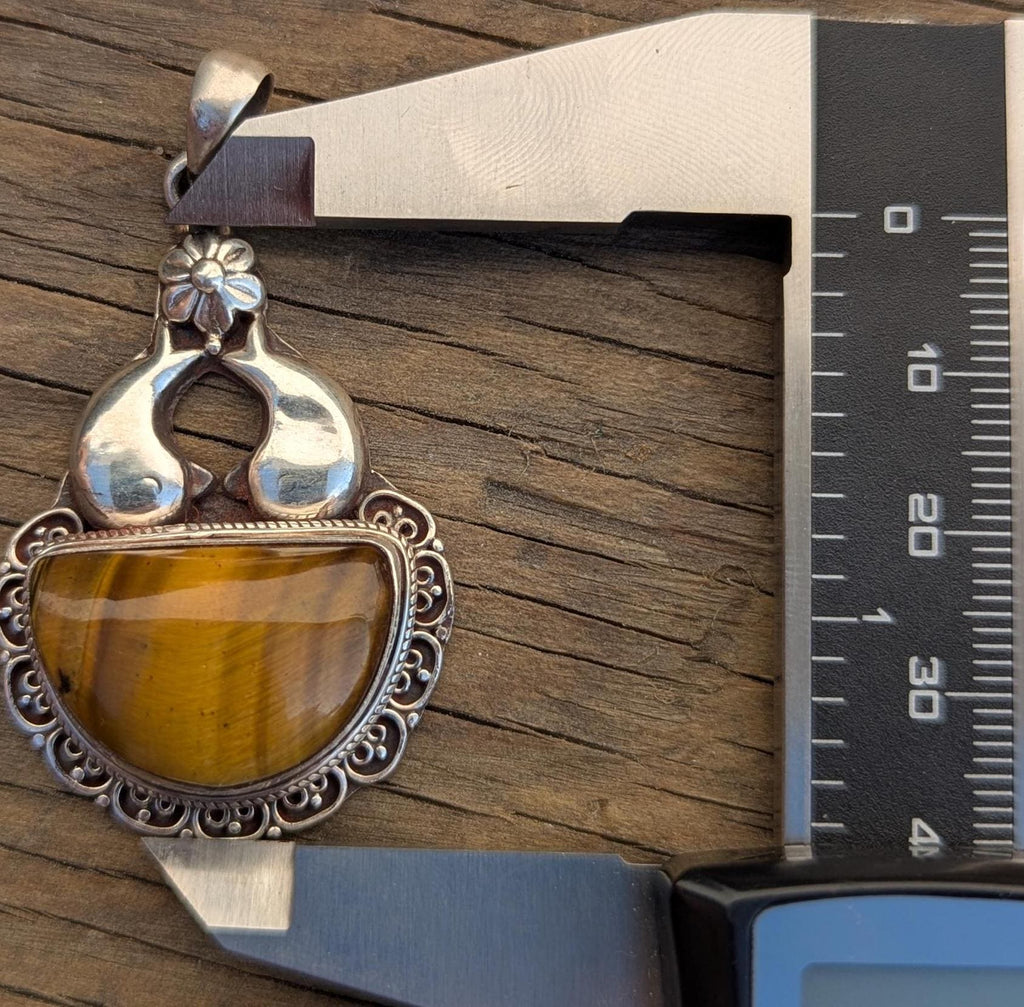 P3/51- Tiger Eye Amber stone Silver Pendant (T12-051)
