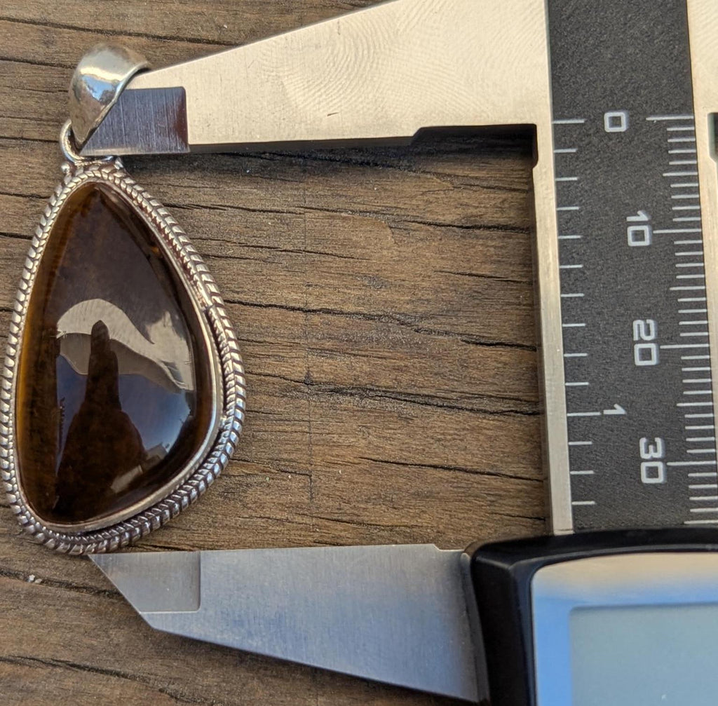 P3/50 - Tiger Eye Amber stone Silver Pendant (T12-050)