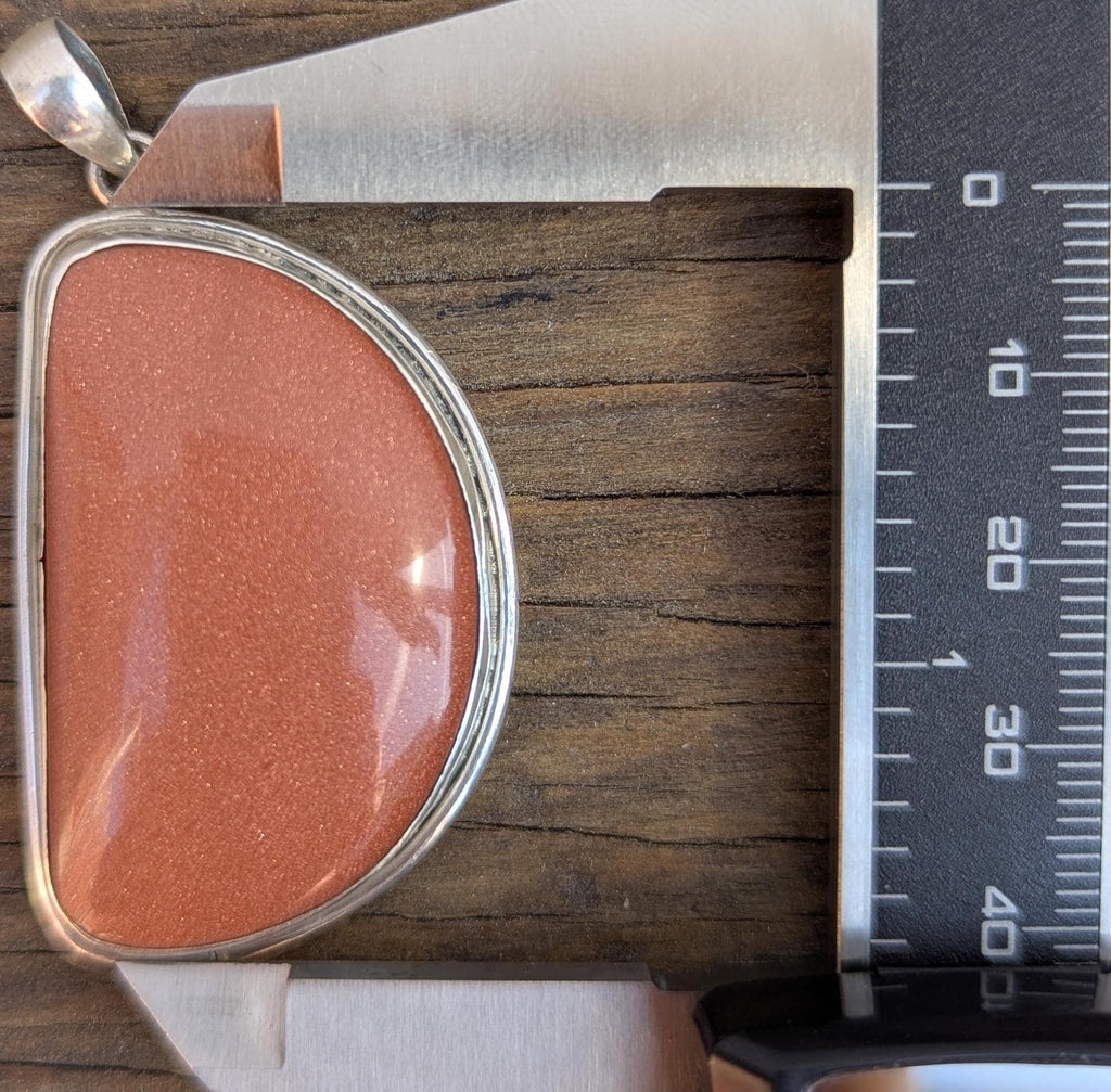 P3/9- Natural Sunstone Pendant: 925 Sterling Silver (T12-009)