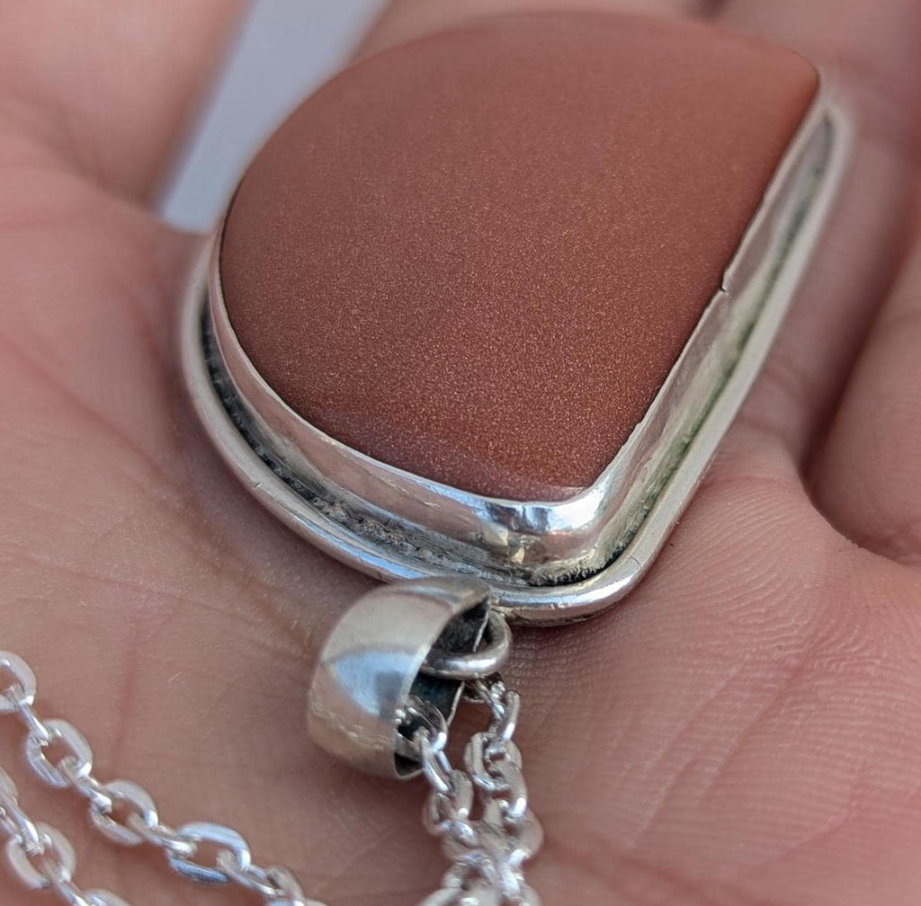 P3/9- Natural Sunstone Pendant: 925 Sterling Silver (T12-009)