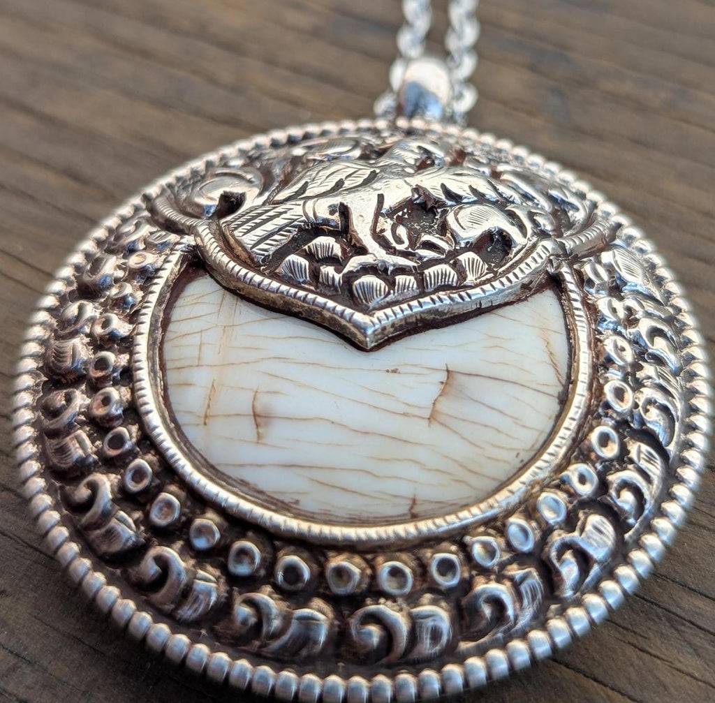 Tibetan Silver Shell deer Pendant.(T1103-002.2)