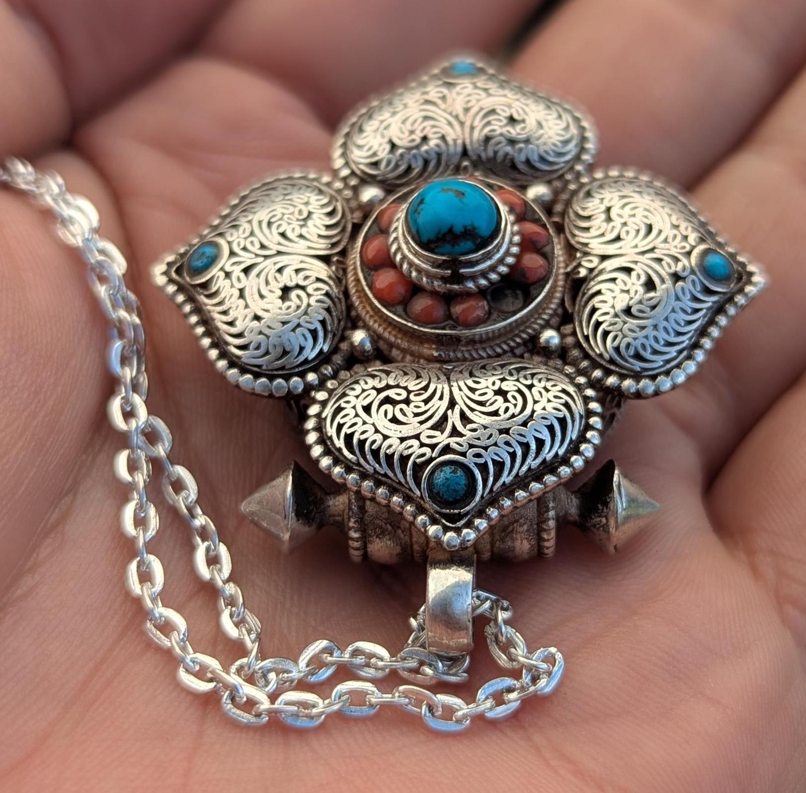 Tibetan Woman’s Amulet Box Necklace (Ga’u)Turquoise 925 Sterling Silver Pendant. (T1101-006.8)