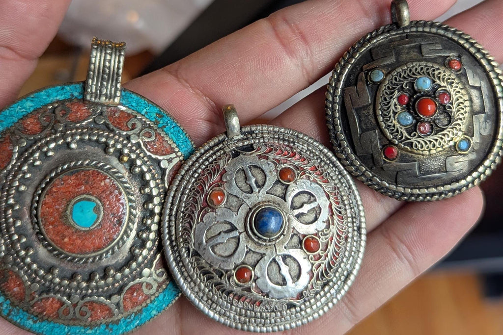 Tibetan Vingate filigree medallion pendant collection with Lapis, Turquoise and Coral inlay (p6-014)
