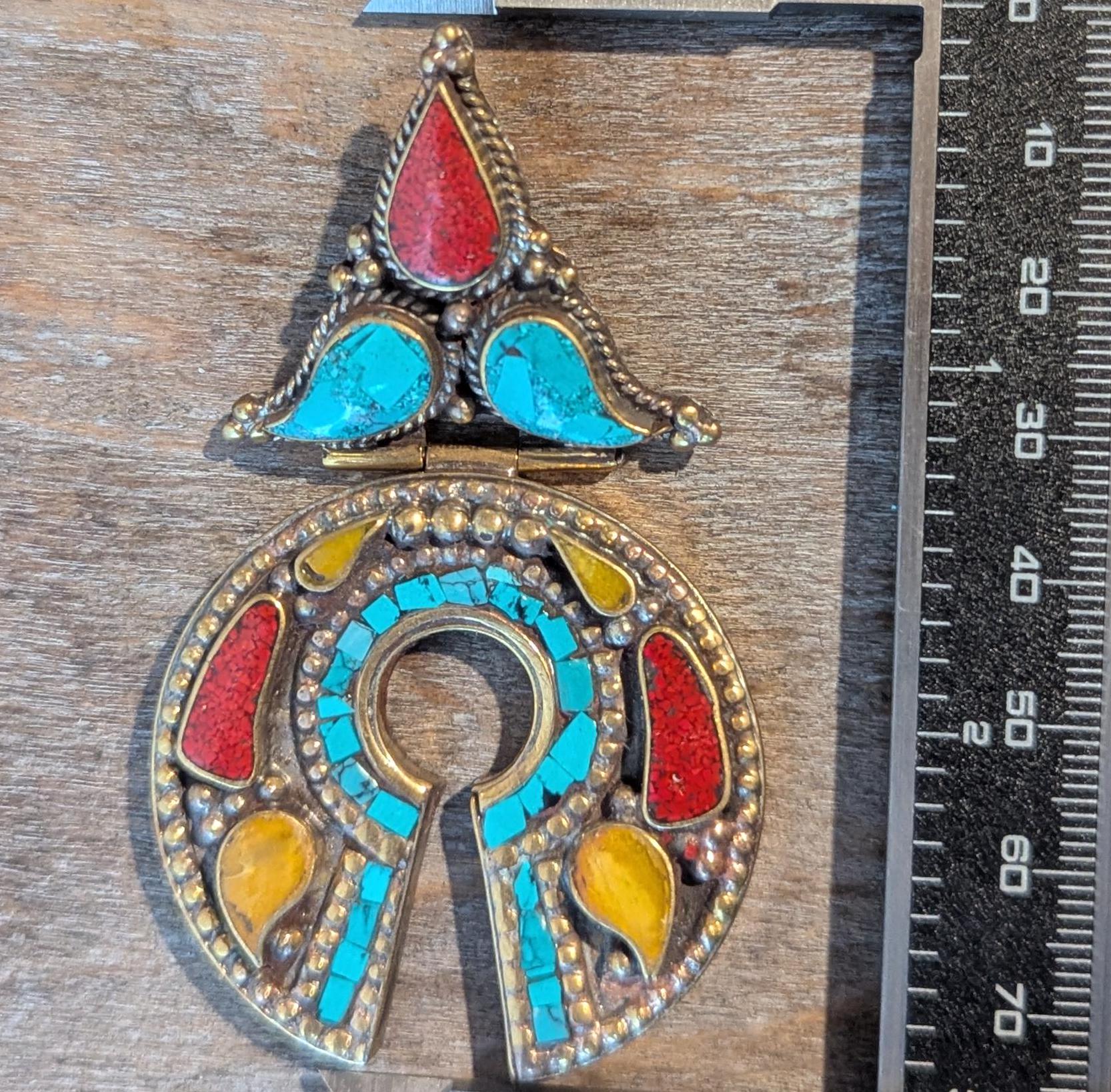 Vintage Classic Tibetan pendant collection with Amber, Turquoise and Coral inlay (p6-016)