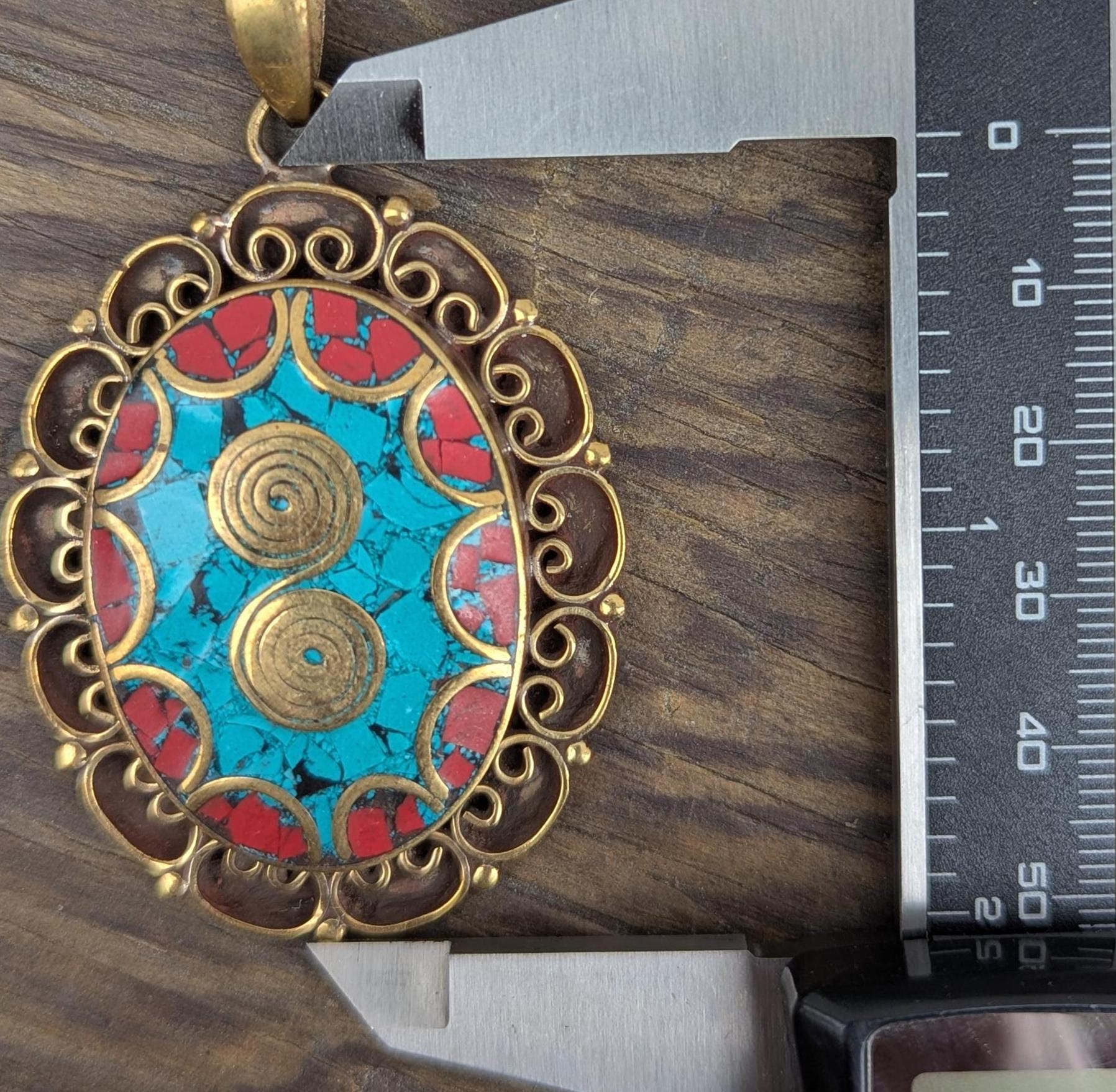 Handmade Vintage Turquoise and Red coral Inlaid Ethnic pendant (p6-025)