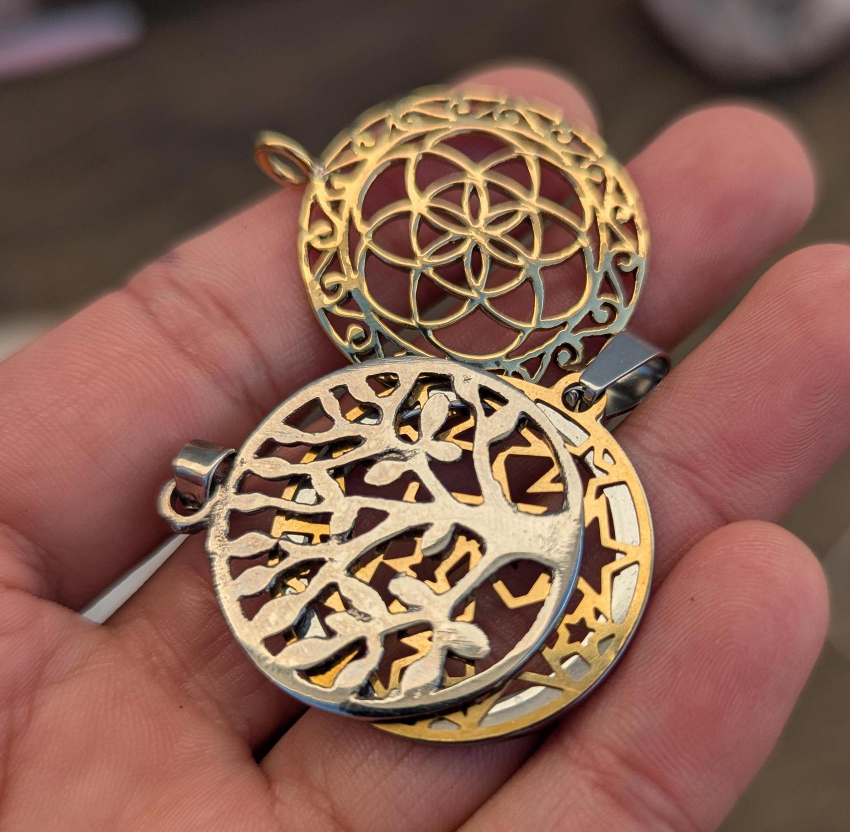 Handmade Brass Vintage round pendant collection (p6-038)