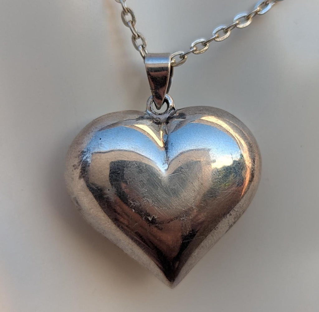 Handmade Vintage silver Heart pendant (p6-039)
