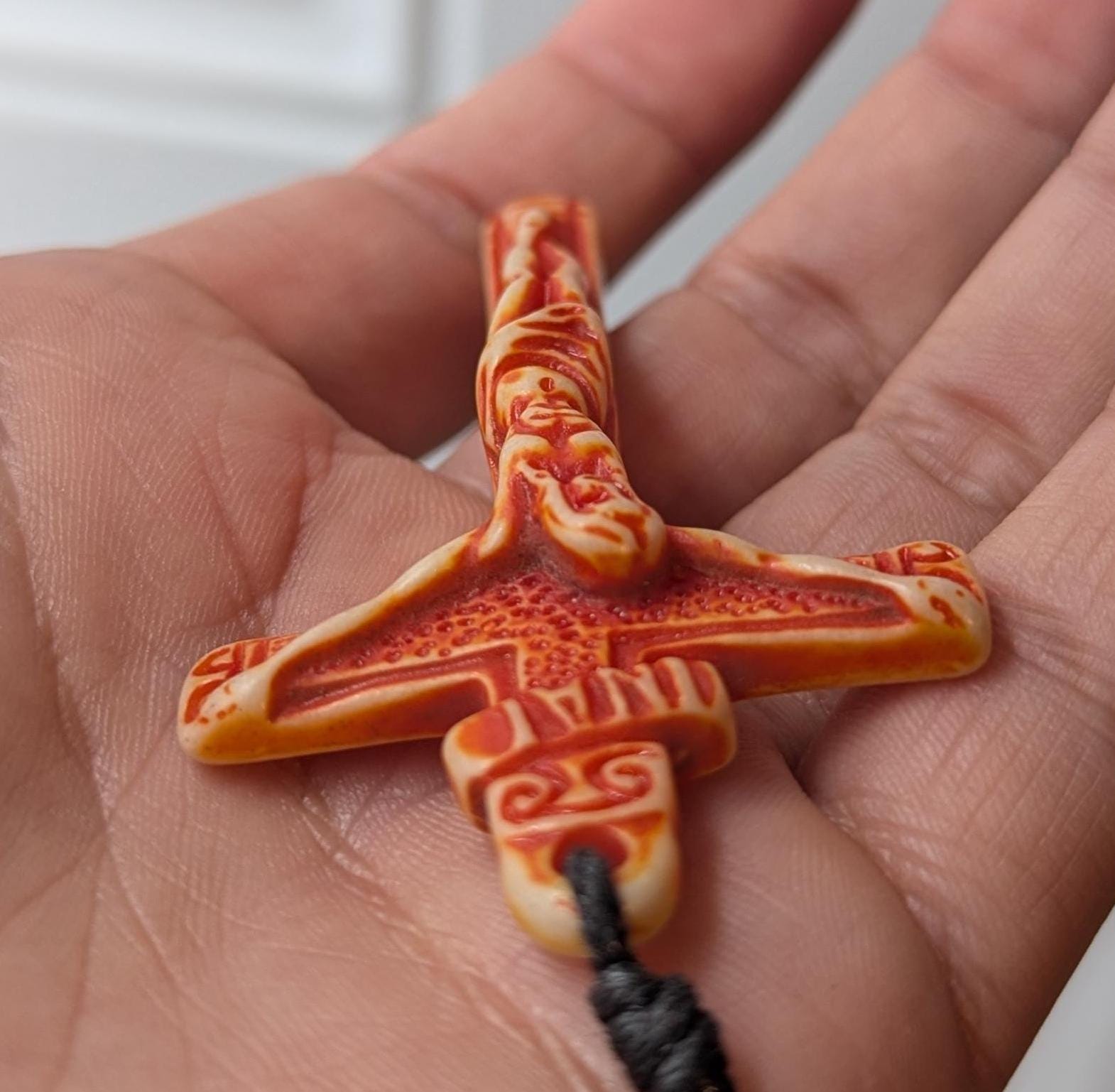 Vintage Yak bone hand-carved Jesus Christ pendants (p6-048)