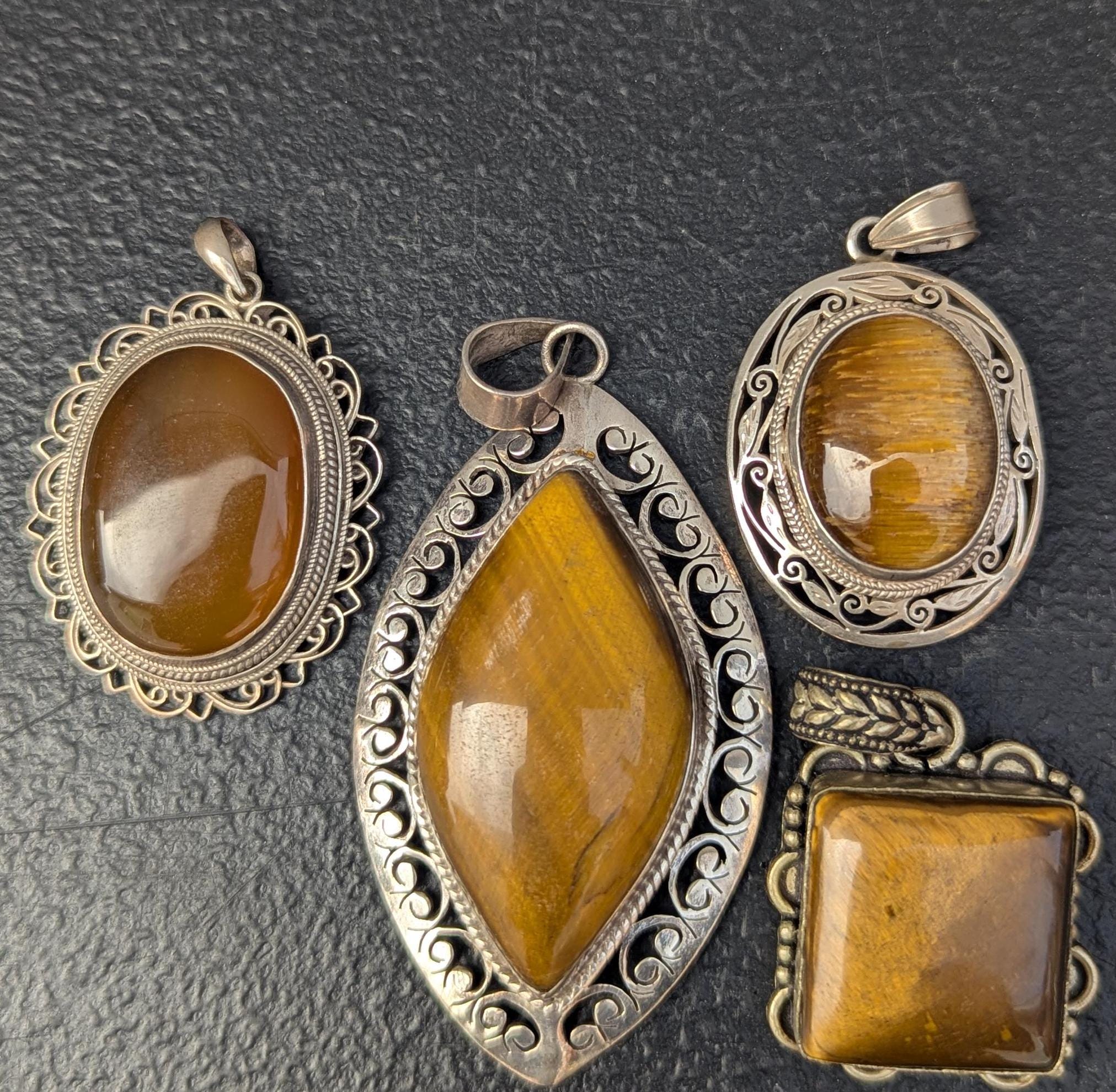 Vintage Ethnic sterling silver with Tiger's eye gemstone pendant collection (p7-017)