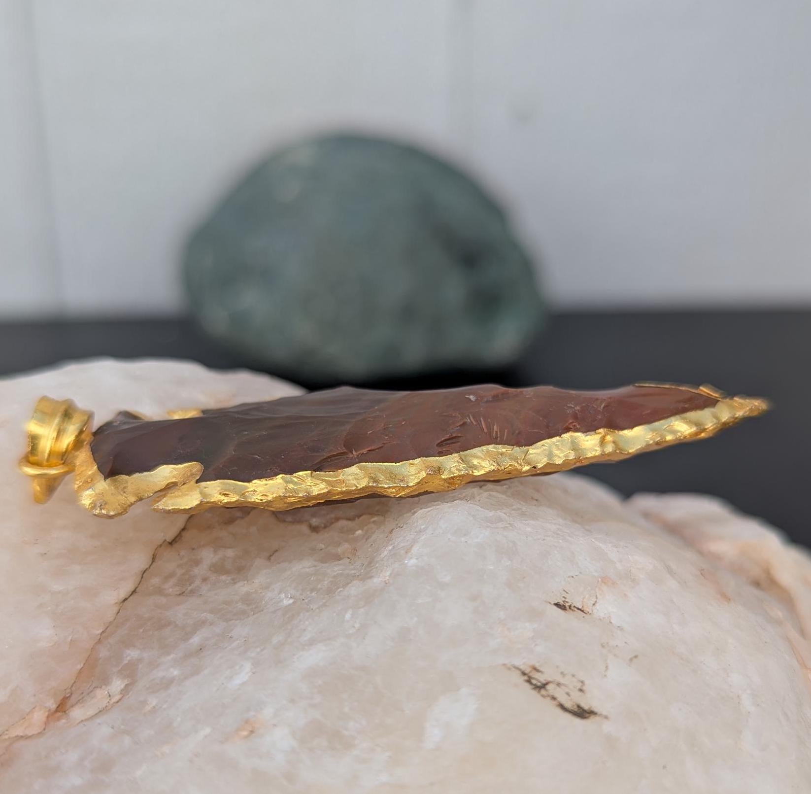 Knapped Stone dark brown Jasper Gold-trimmed Arrowhead pendant (p7-020)