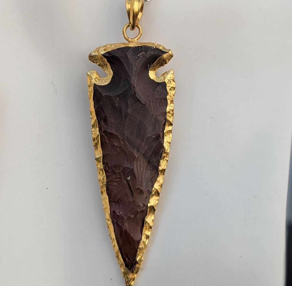 Knapped Stone dark brown Jasper Gold-trimmed Arrowhead pendant (p7-020)