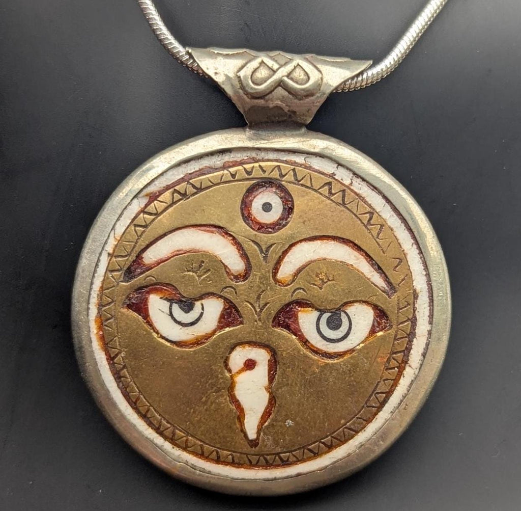 Handmade Tibetan Buddhist Pendant – Conch Shell, Wisdom Eyes Motif