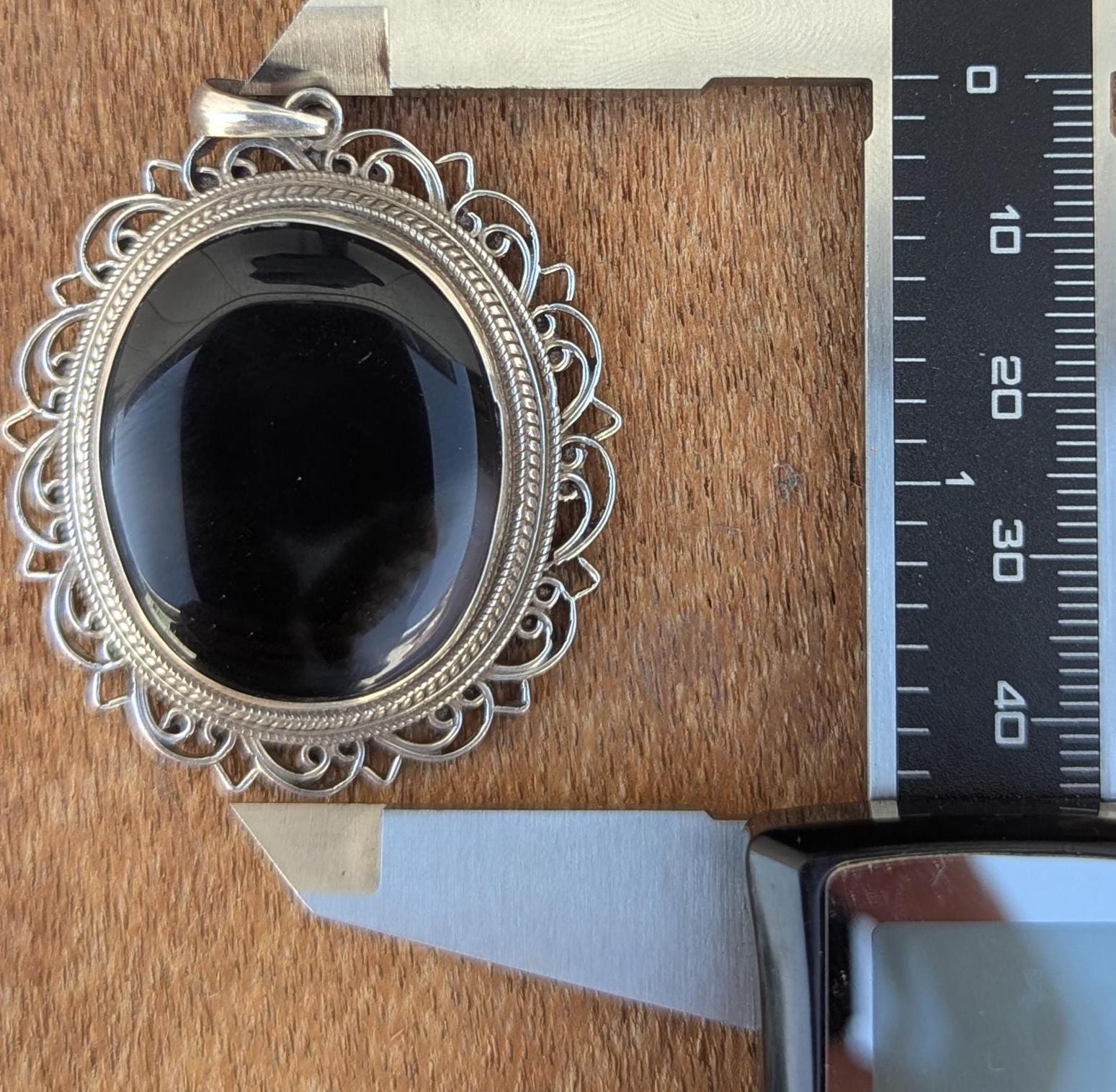 Sterling Silver Black Agate Pendant: Teardrop & Oval Gemstone Collection