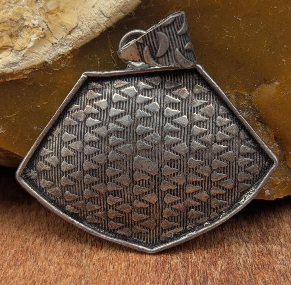 Bali sterling silver with Uniquely Designed pendant collection (p7-069)