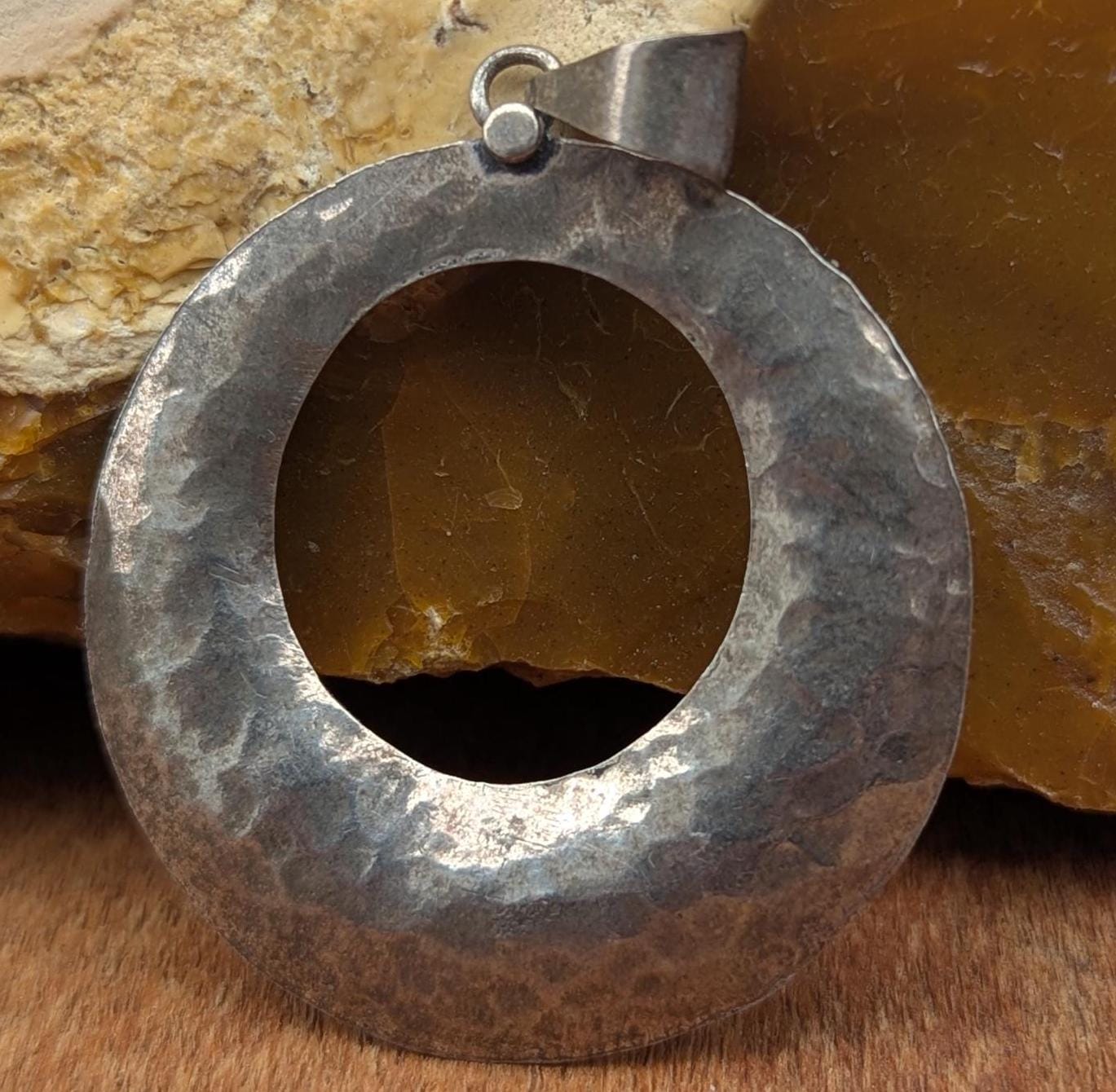 Bali sterling silver with Uniquely Designed pendant collection (p7-069)