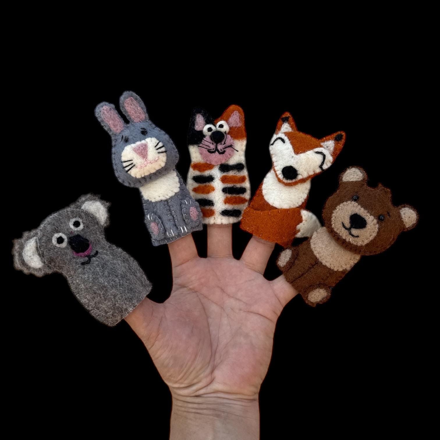 Wool Felt Finger Puppets: Montessori Animal Storytelling Toys (Set of 16)
