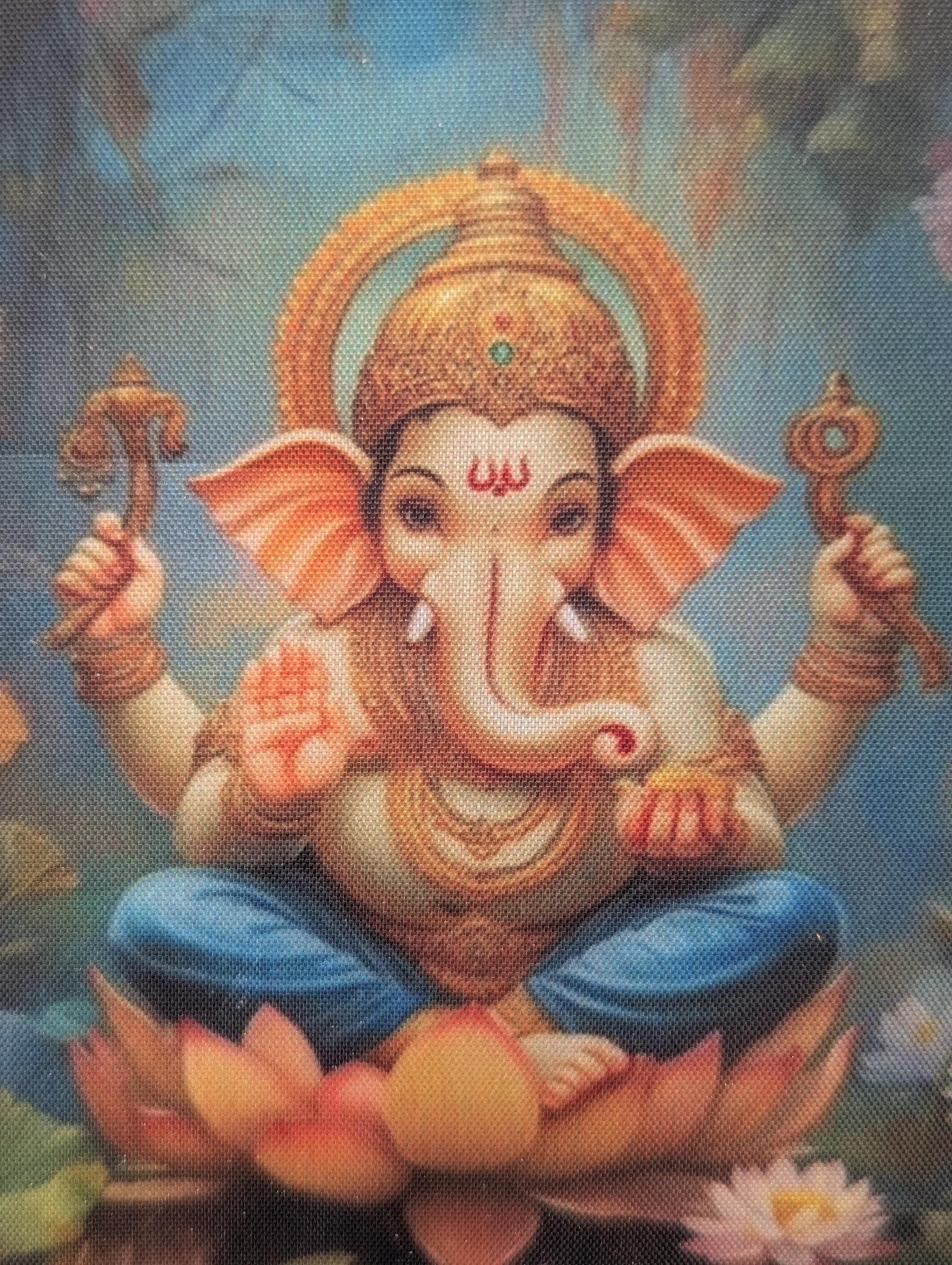 Mini Ganesha Fabric Prayer Flags: Spiritual Home Decor