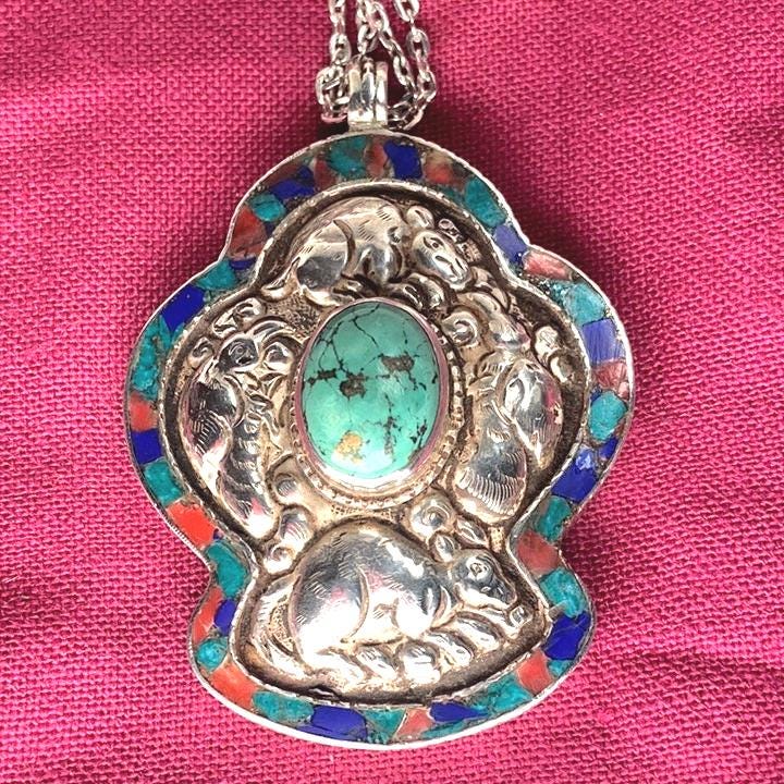 P3/74-Tibetan Treasure Turquoise Bird Centerpiece Silver Pendant (T12-074)