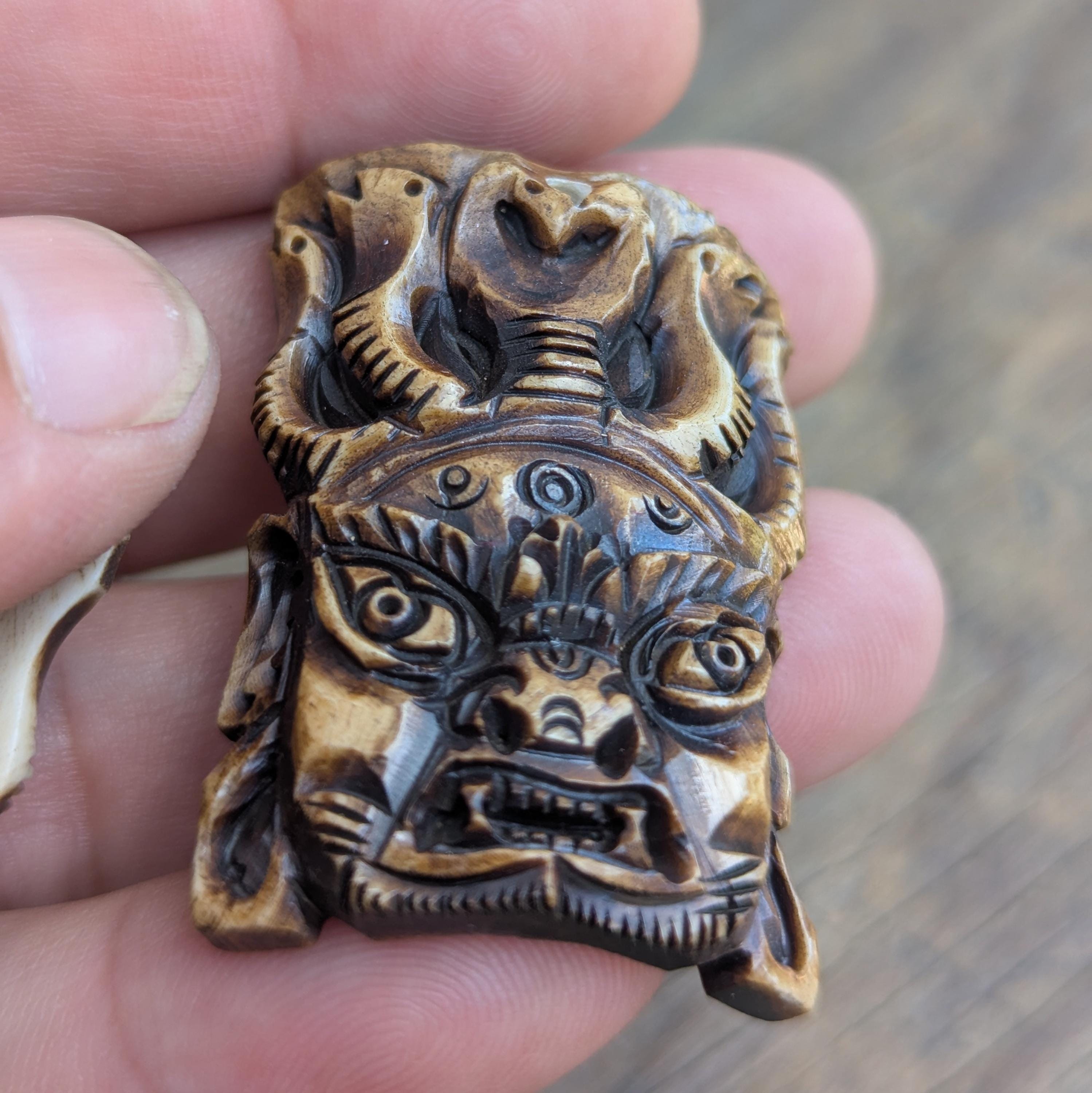 Hand-Carved Yak Bone Maha-Kala Button – Tibetan Buddhist Art