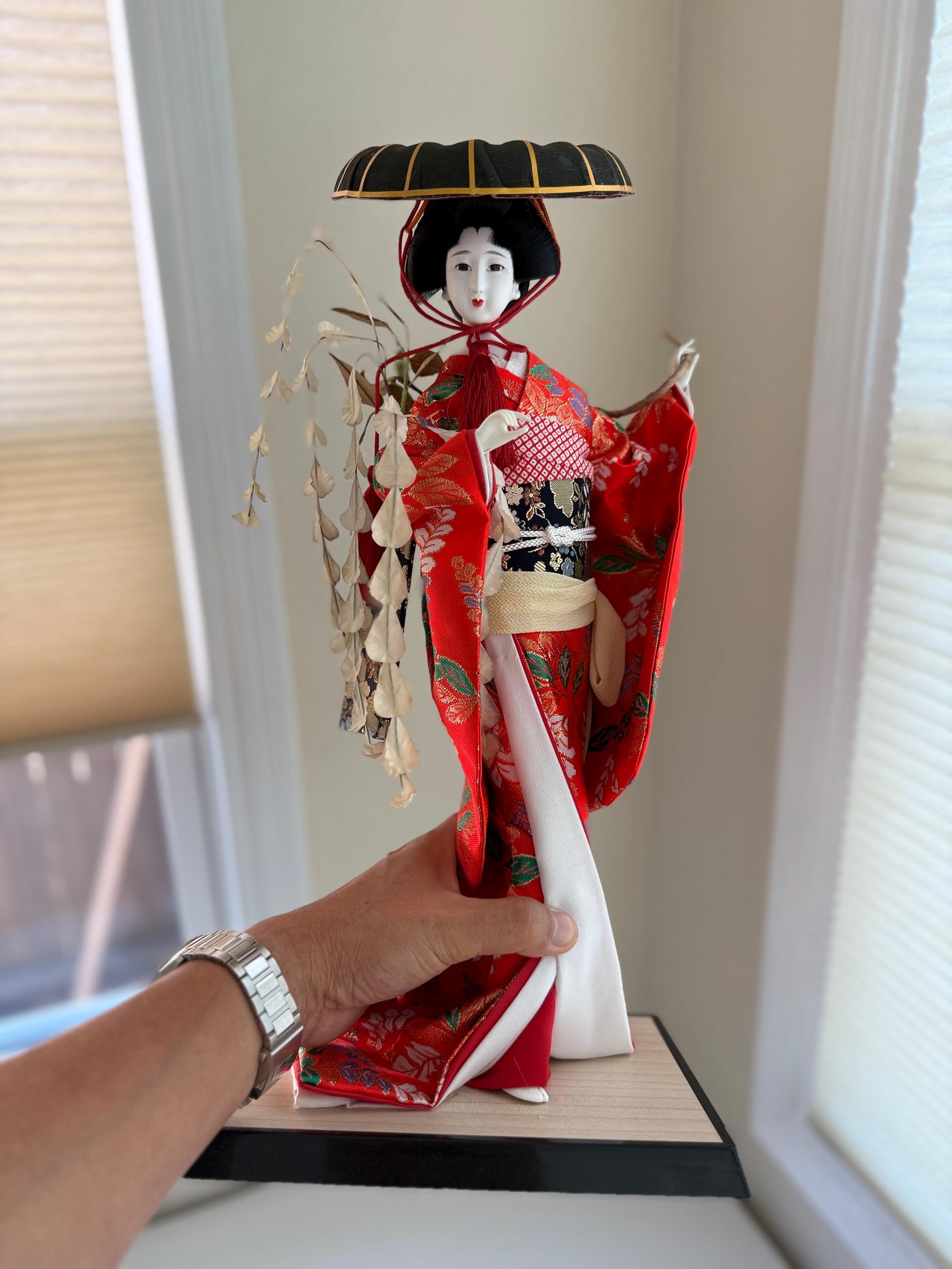 Vintage Maiko Geisha Doll: 18" Silk Kimono, Gold Embroidery
