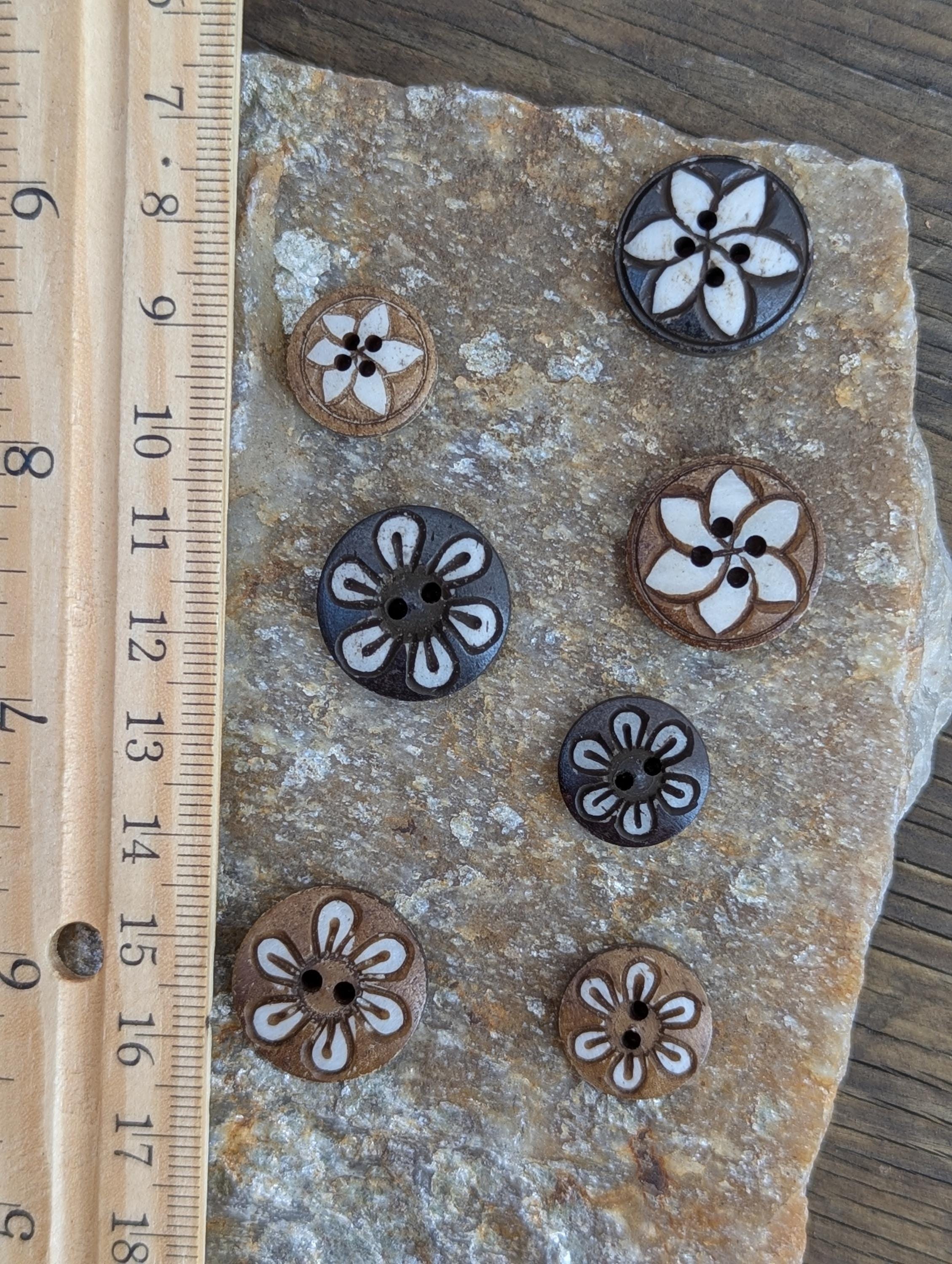Genuine Handmade Decorative and Unique Handmade Natural Buffalo Horn. wooden Buttons FAB-1-2