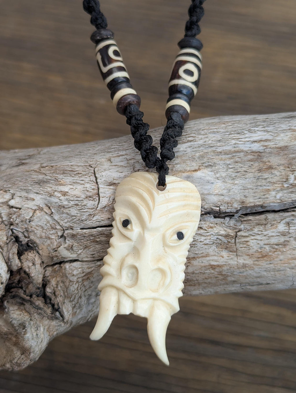 Yak bone hand-carved Tiki face figure pendant protection (p6-20)
