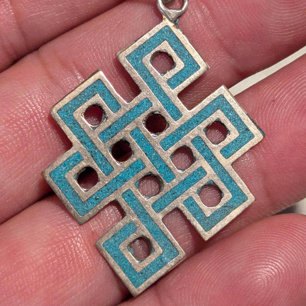 Endless-Knot Pendant with Turquoise from Nepal(T12-3/11) P5/11-